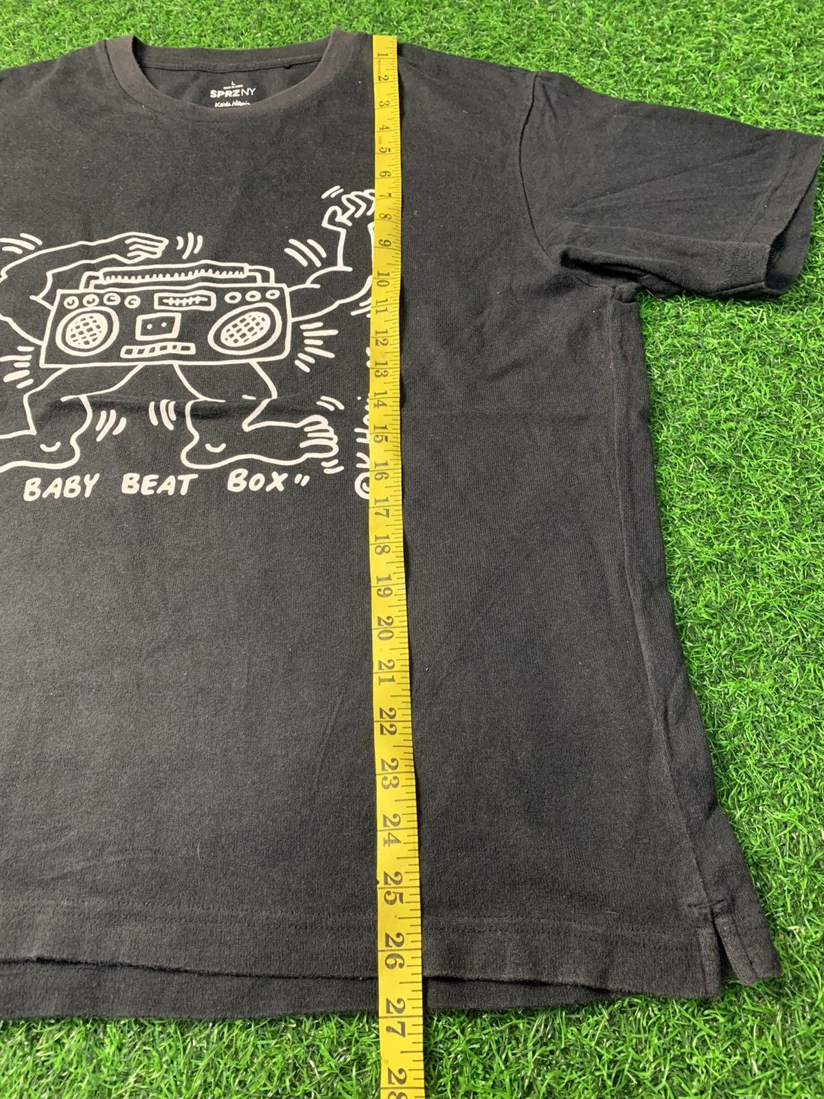 Japanese Brand Keith Haring Baby Beat Box Tee Art Concert Dance Size US L / EU 52-54 / 3 - 8 Thumbnail