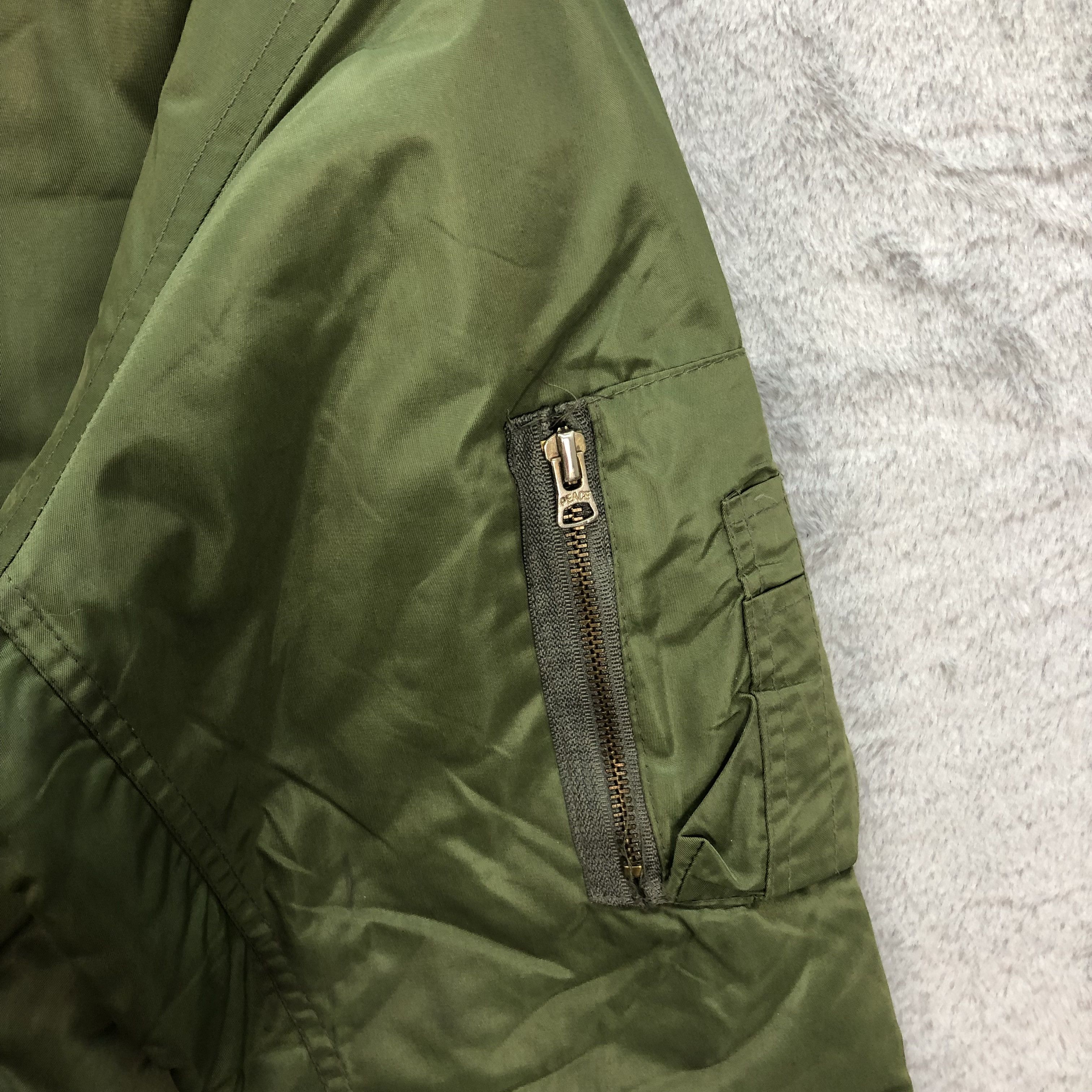 Vintage VINTAGE USAF MA1 JACKET / BOMBER JACKET #5485-192 Size US S / EU 44-46 / 1 - 6 Thumbnail