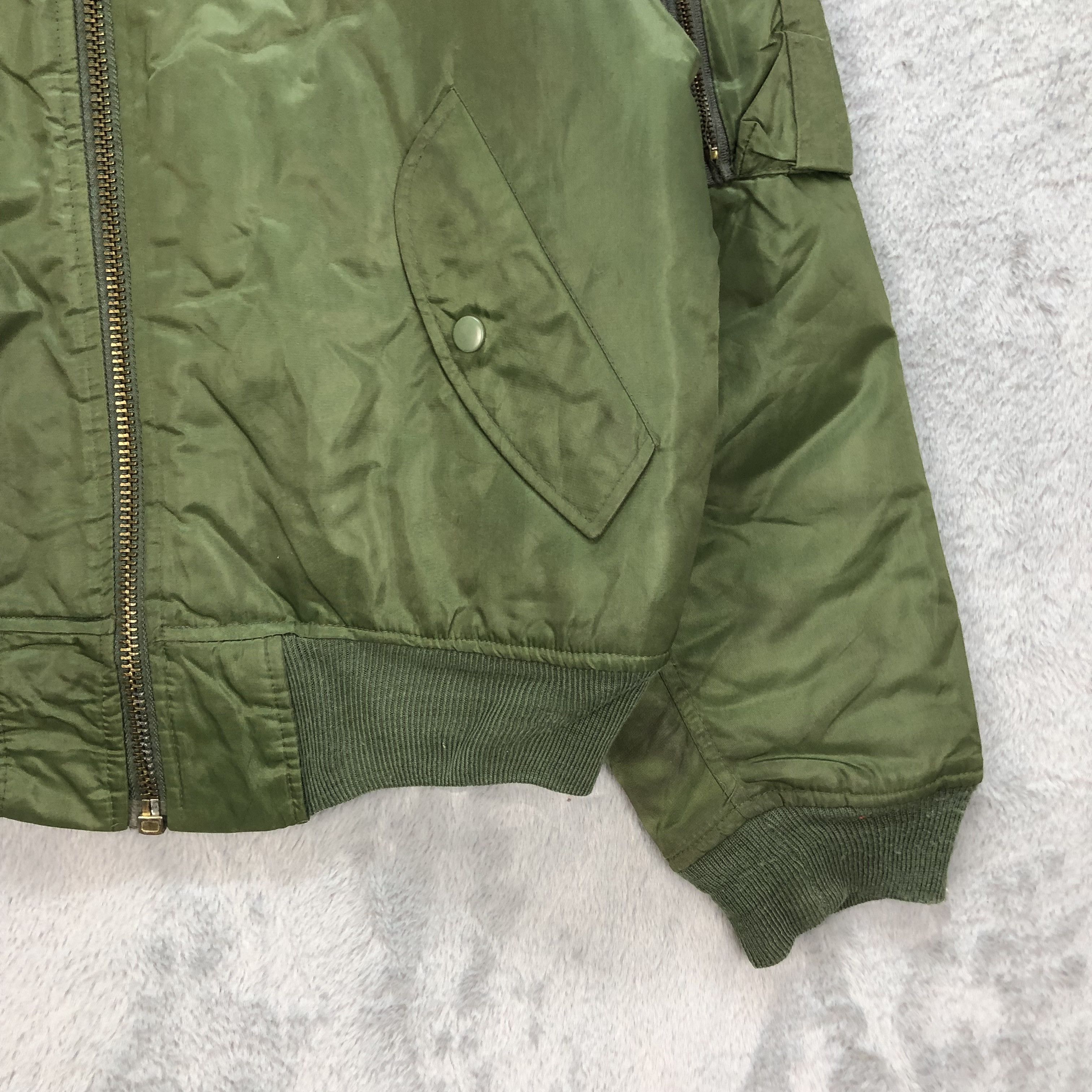Vintage VINTAGE USAF MA1 JACKET / BOMBER JACKET #5485-192 Size US S / EU 44-46 / 1 - 5 Thumbnail