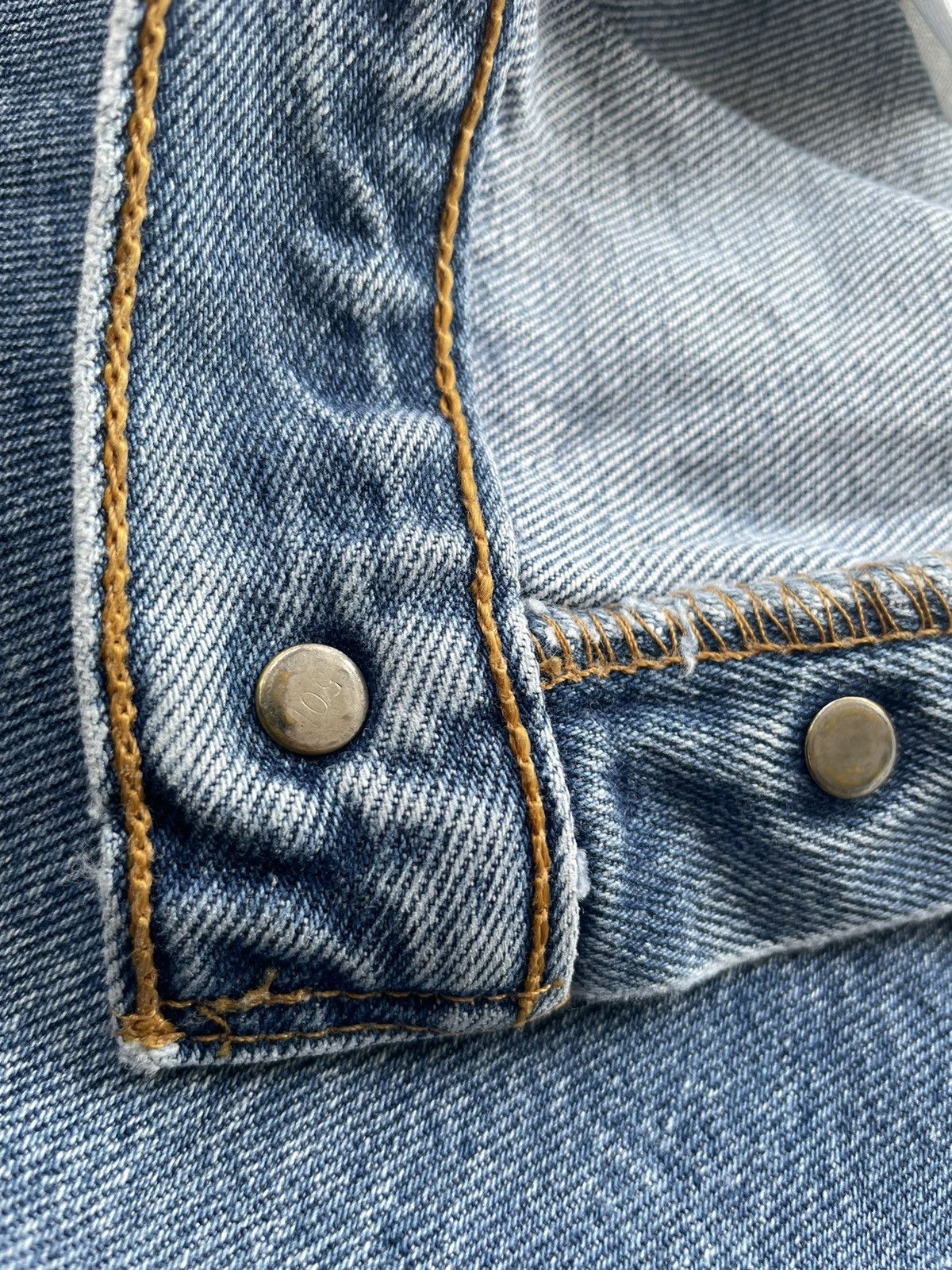 Levi's Vintage Levi’s 501 1997 Usa Aging Wash Denim Size US 35 - 13 Thumbnail