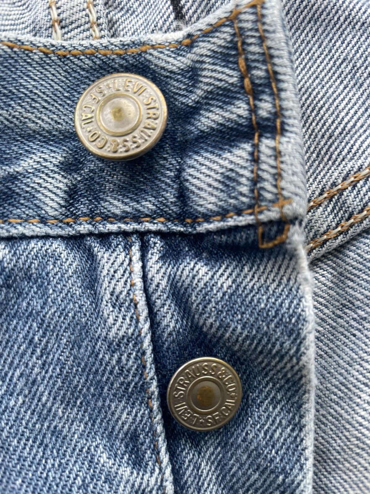 Levi's Vintage Levi’s 501 1997 Usa Aging Wash Denim Size US 35 - 16 Thumbnail