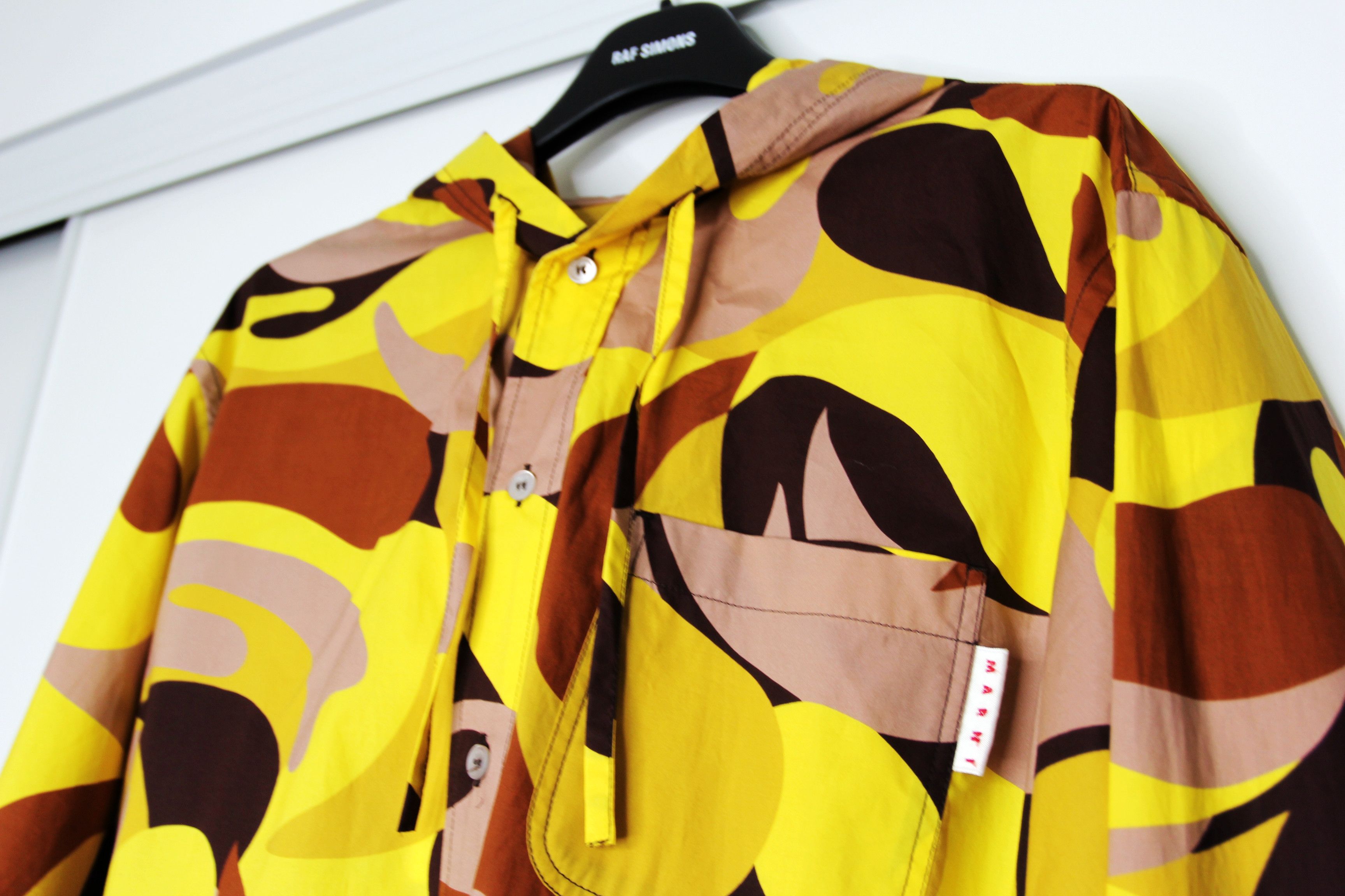 Marni BNWT SS22 MARNI ABSTRACT PRINT HOODED SHIRT 48 Size US M / EU 48-50 / 2 - 4 Thumbnail