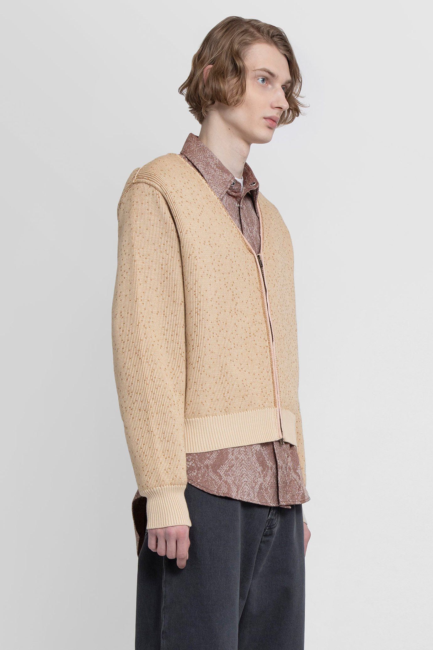 Acne Studios BNWT SS22 ACNE STUDIOS V NECK CARDIGAN L Size US L / EU 52-54 / 3 - 11 Thumbnail
