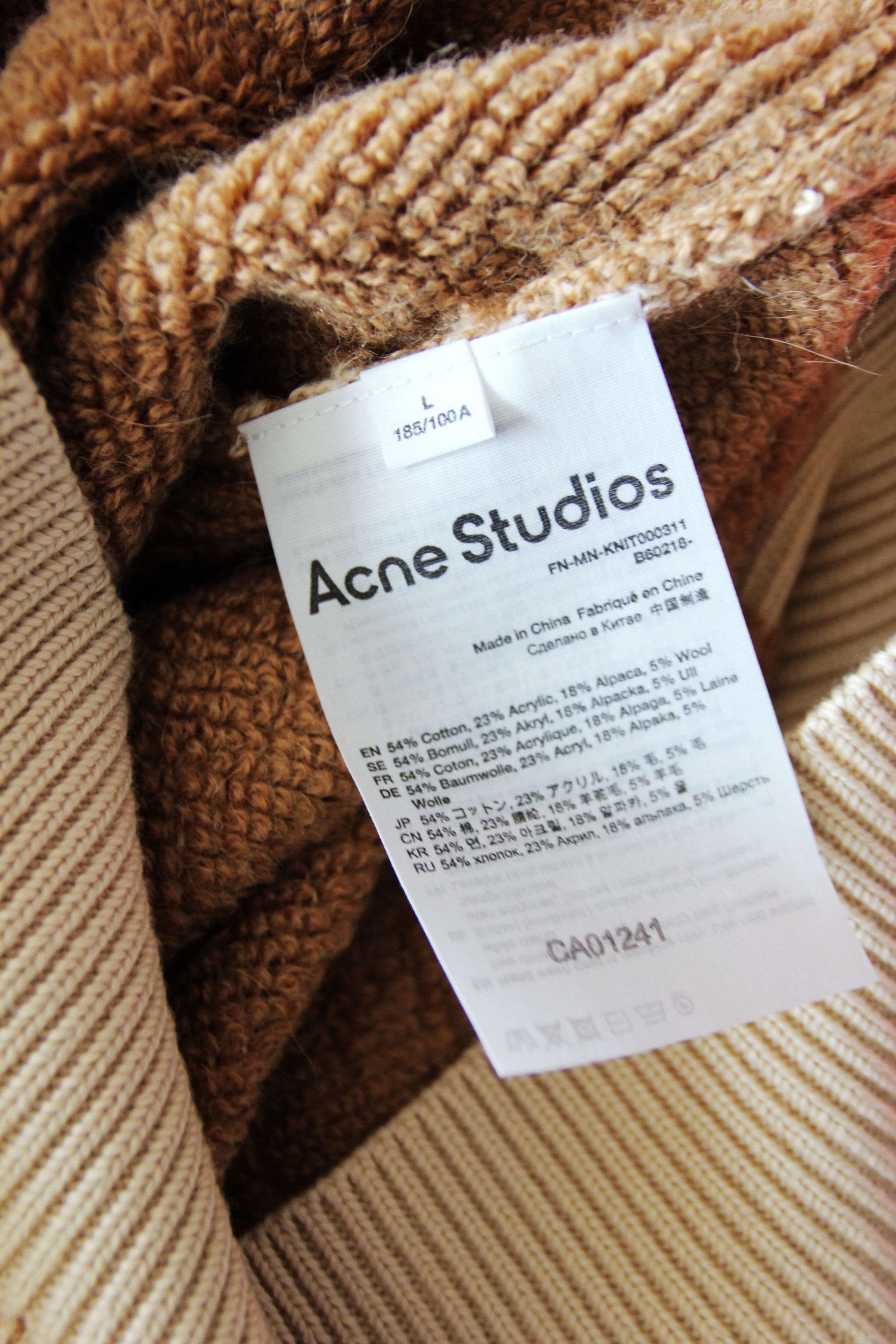 Acne Studios BNWT SS22 ACNE STUDIOS V NECK CARDIGAN L Size US L / EU 52-54 / 3 - 9 Thumbnail