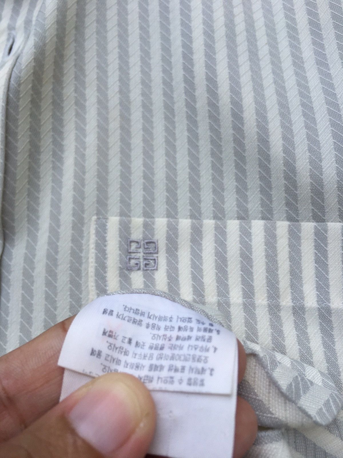 Givenchy Vintage 90s Givenchy Longsleeve Buttons Up Shirt Size US M / EU 48-50 / 2 - 11 Thumbnail