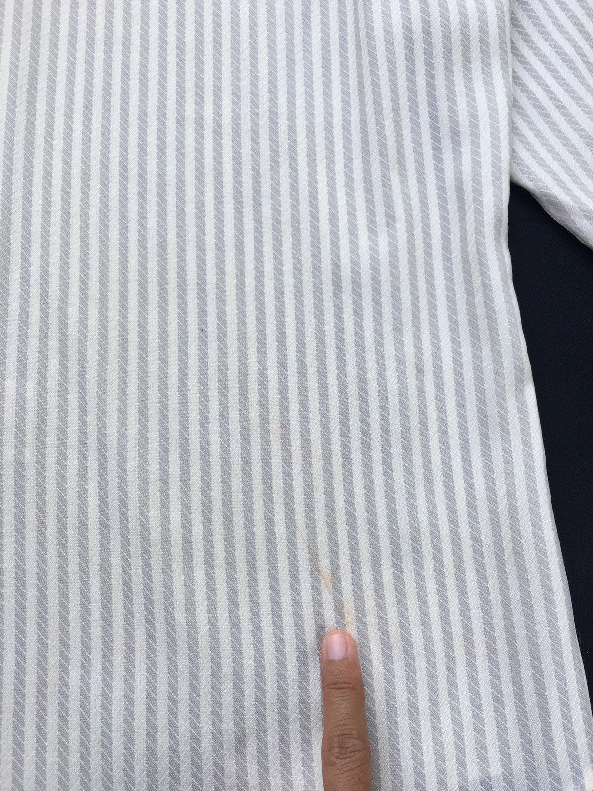 Givenchy Vintage 90s Givenchy Longsleeve Buttons Up Shirt Size US M / EU 48-50 / 2 - 16 Thumbnail