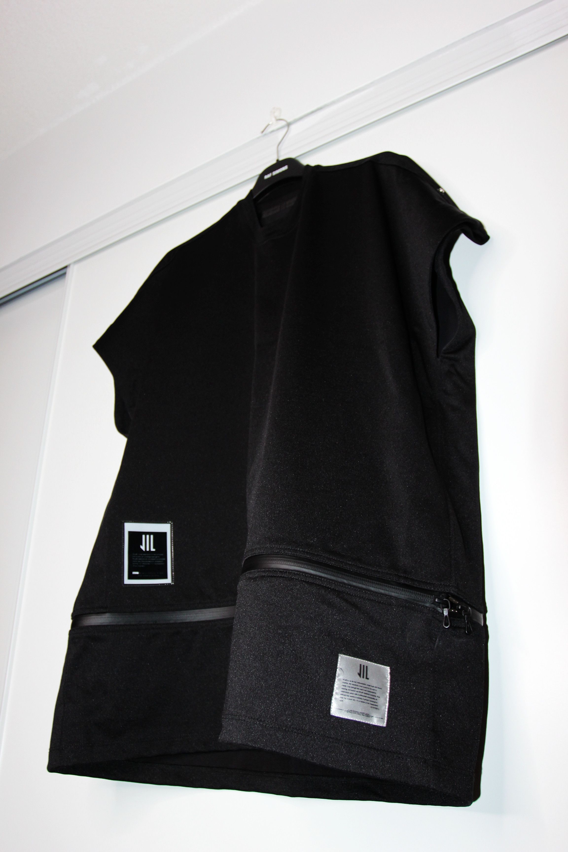 Julius BNWT SS22 NILOS "DEVIL FISH" CONVERTIBLE TECHNO TSHIRT 1 Size US S / EU 44-46 / 1 - 5 Thumbnail