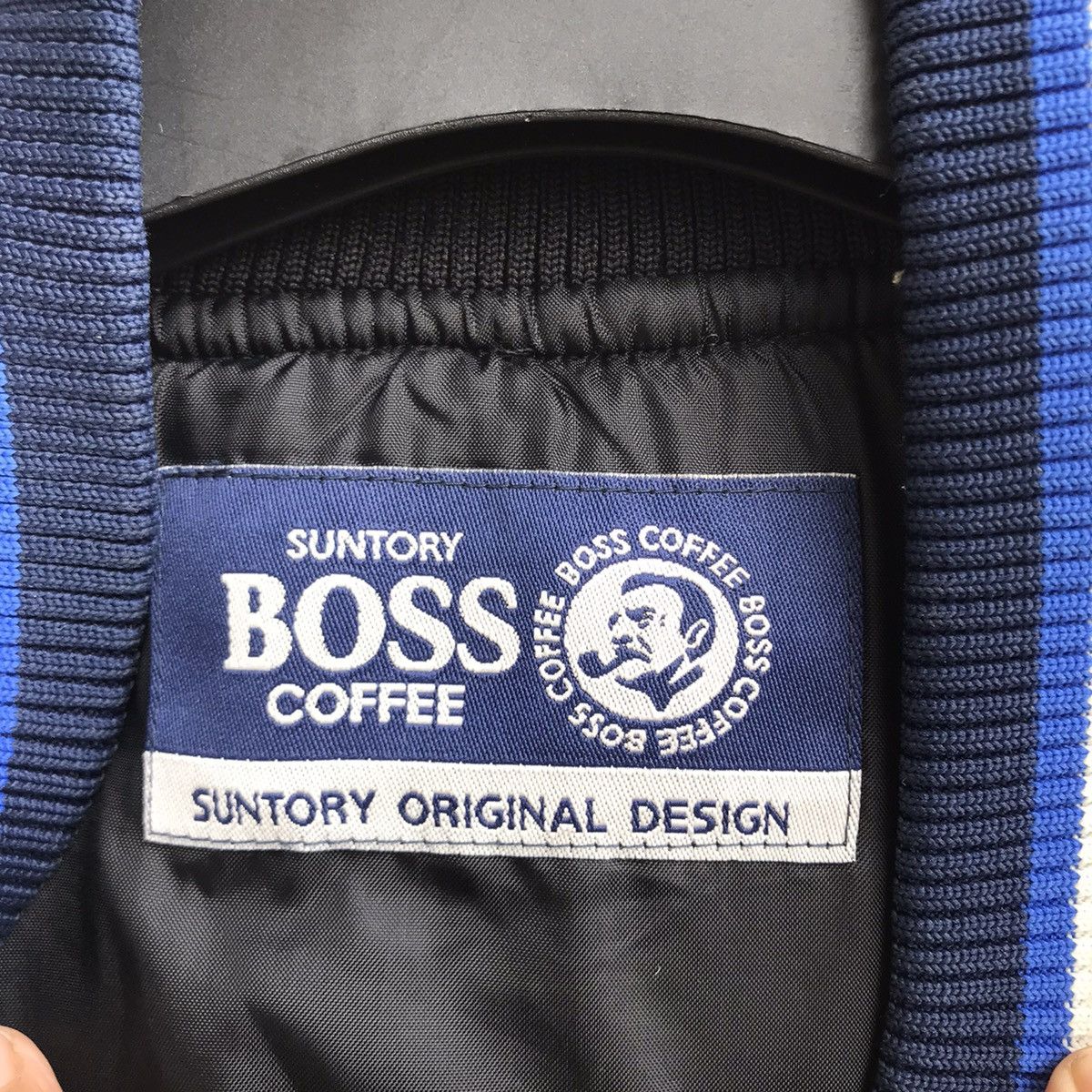 Japanese Brand Vintage Suntory Boss Coffee Size US L / EU 52-54 / 3 - 11 Thumbnail