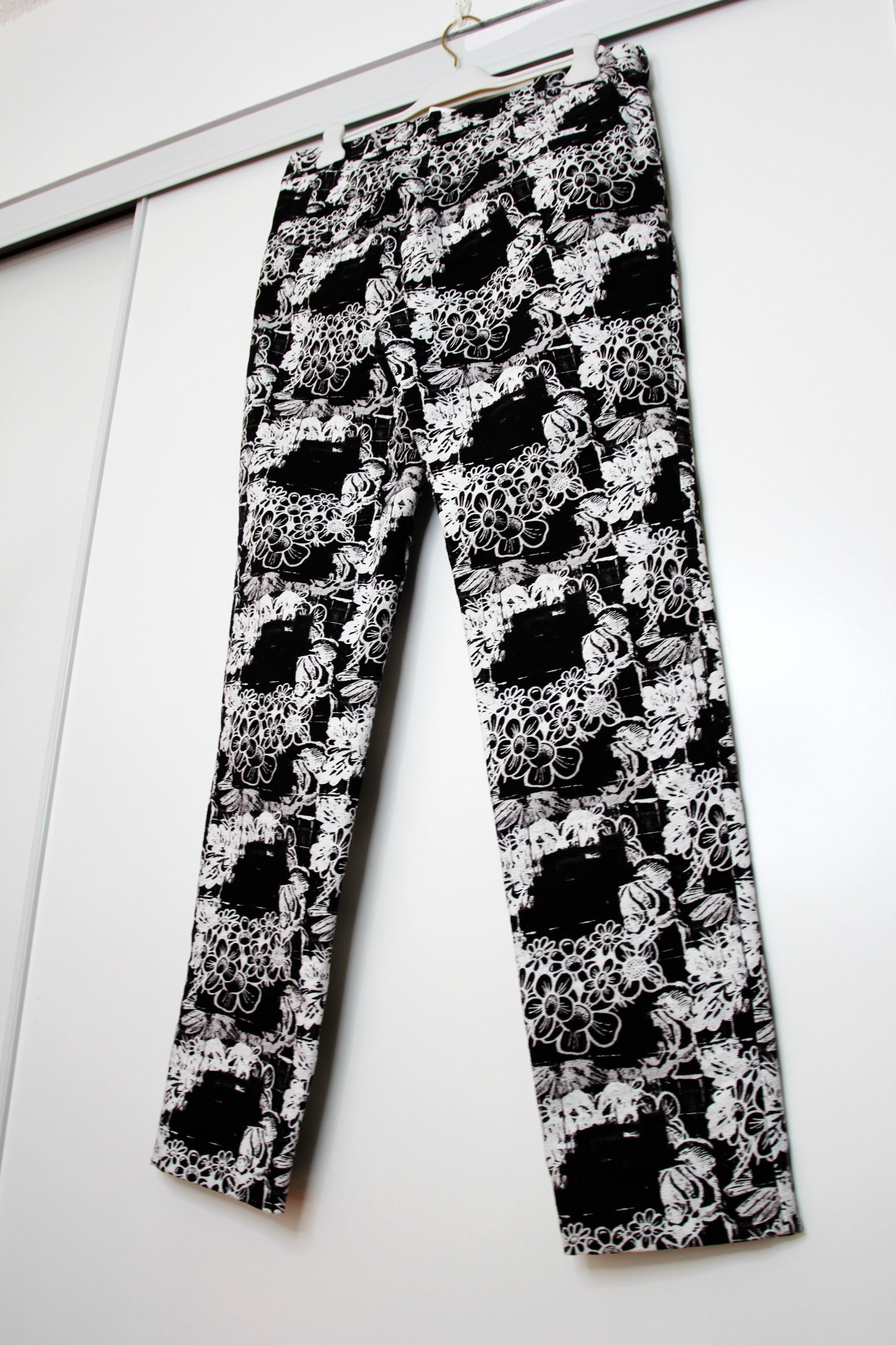 Comme des Garcons Homme Plus BNWT SS22 COMME DES GARCONS HOMME PLUS FLORAL PRINT PANTS L Size US 34 / EU 50 - 7 Thumbnail