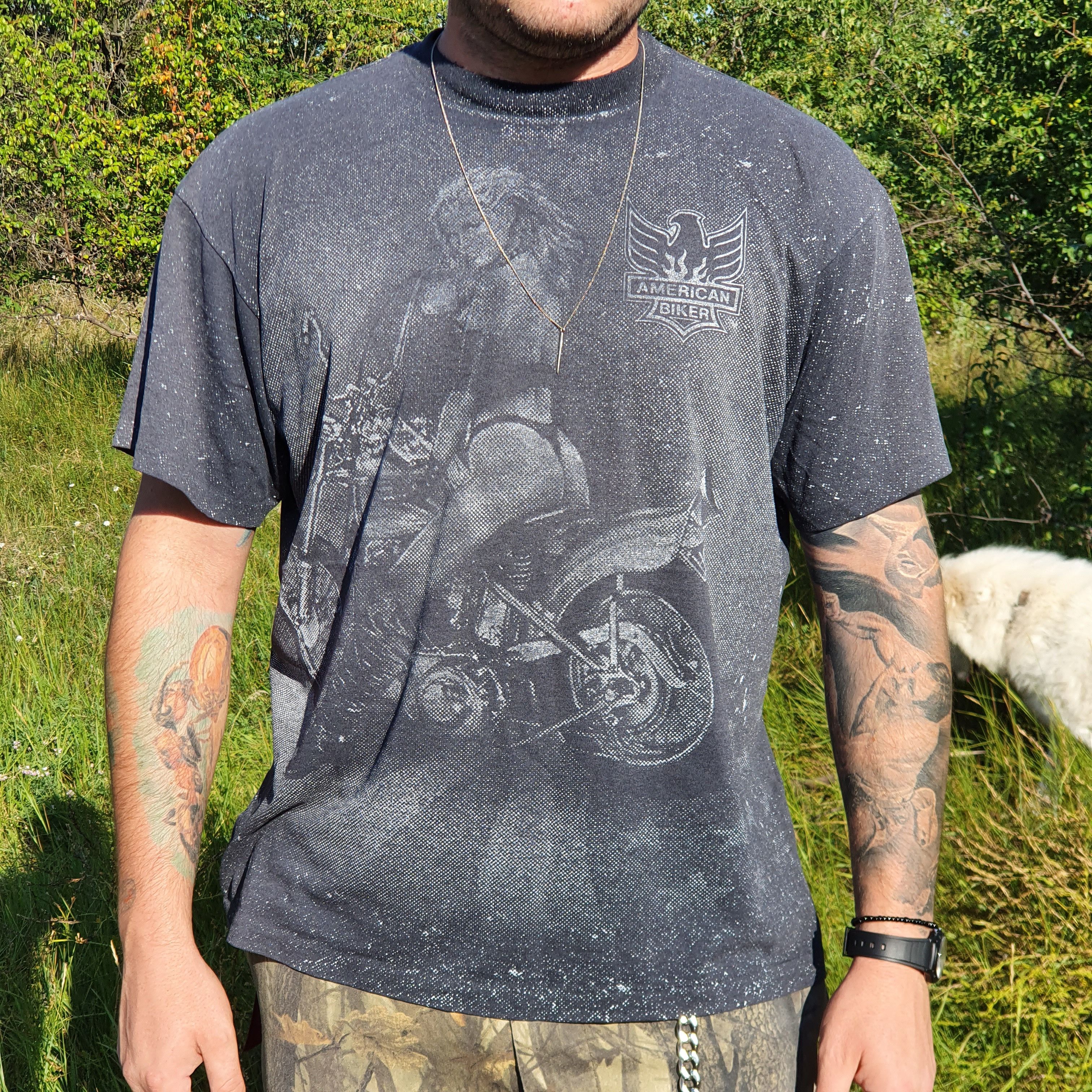 Harley Davidson × Vintage 80s 3D Emblem American Biker Thrashed Tee made in USA Size US XL / EU 56 / 4 - 1 Thumbnail