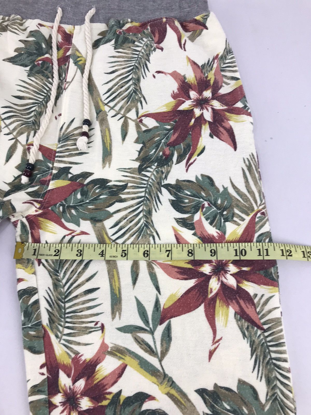 Vintage Vintage Floral Design Ovp Shortpant Hiking Cargo Design Size US 30 / EU 46 - 11 Thumbnail