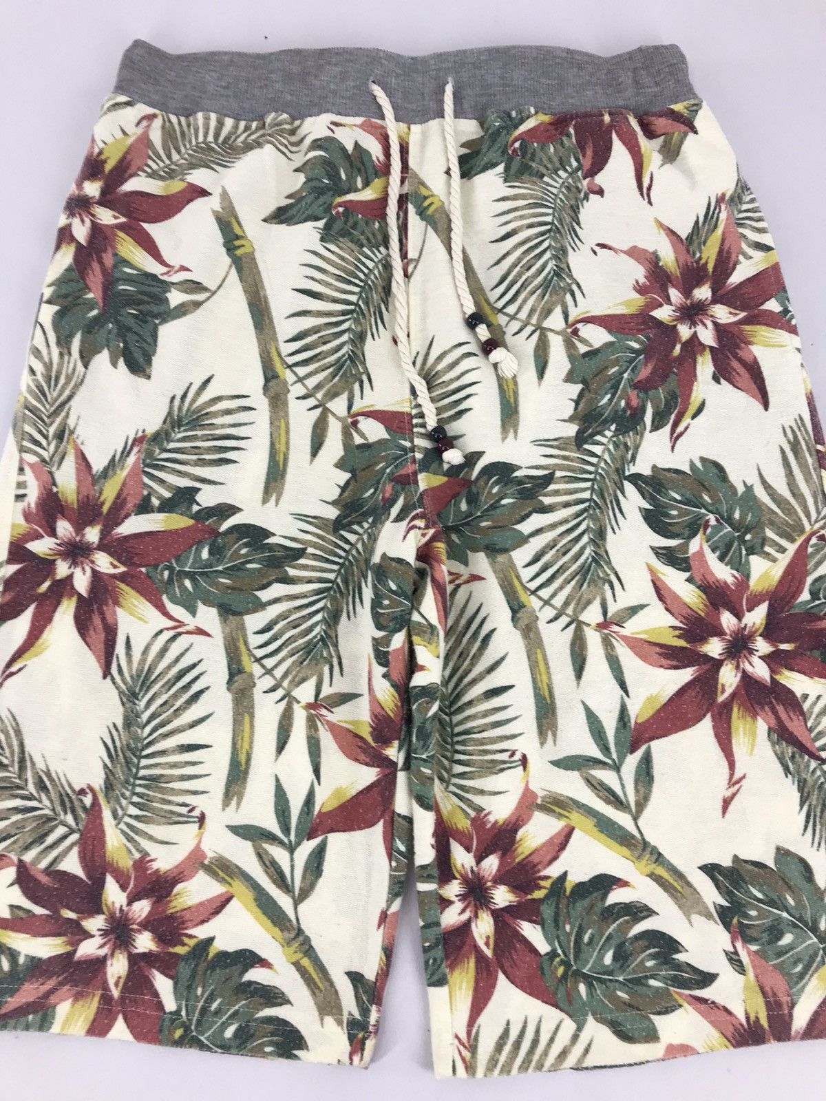 Vintage Vintage Floral Design Ovp Shortpant Hiking Cargo Design Size US 30 / EU 46 - 3 Thumbnail