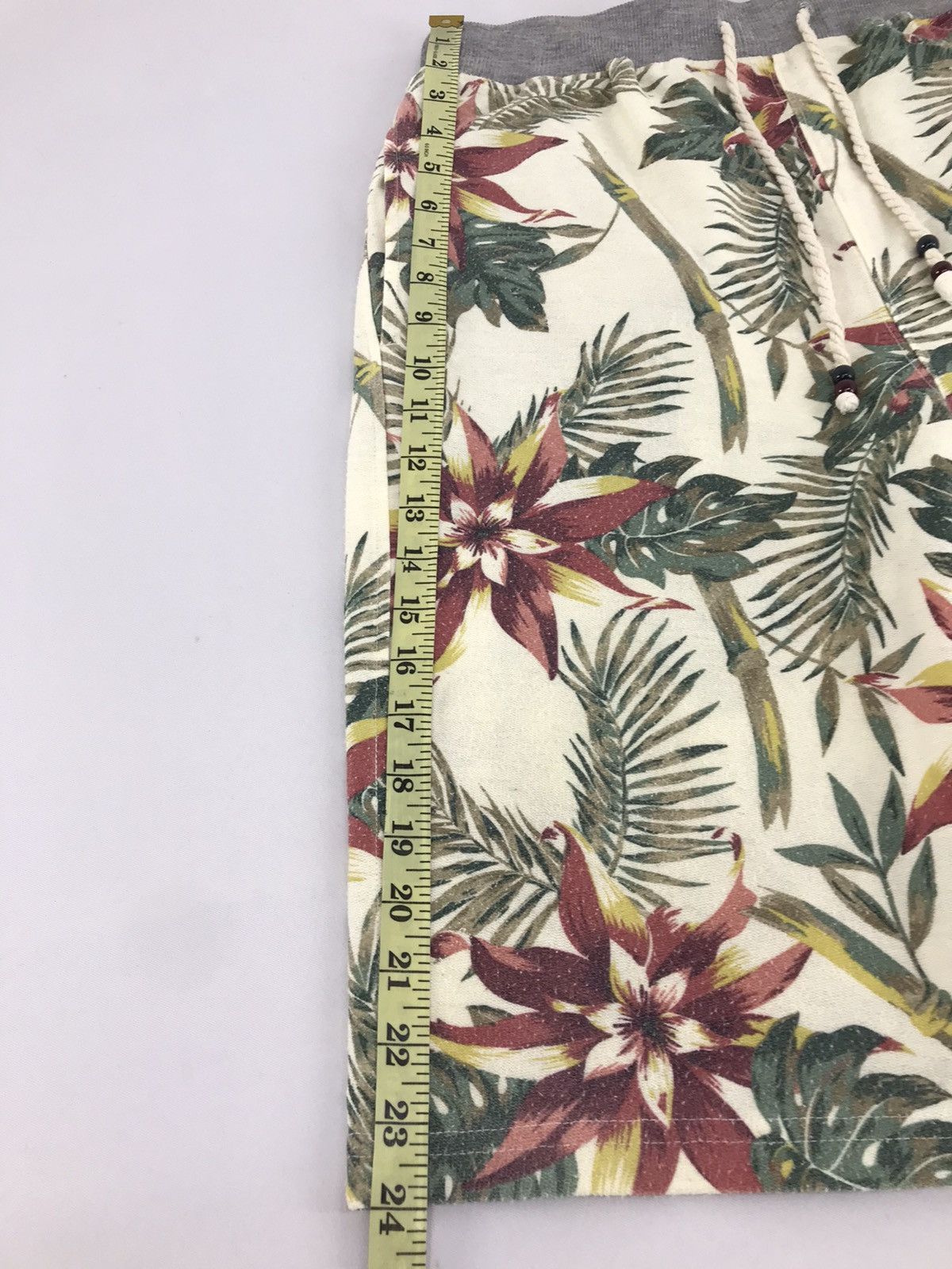 Vintage Vintage Floral Design Ovp Shortpant Hiking Cargo Design Size US 30 / EU 46 - 9 Thumbnail