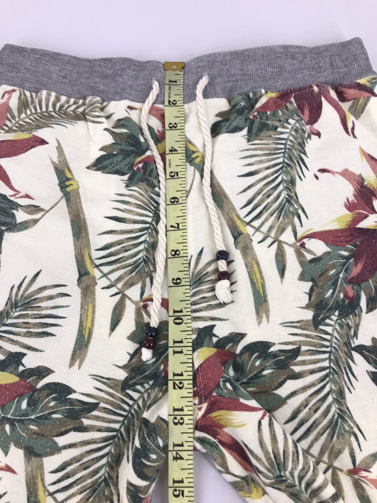 Vintage Vintage Floral Design Ovp Shortpant Hiking Cargo Design Size US 30 / EU 46 - 10 Thumbnail