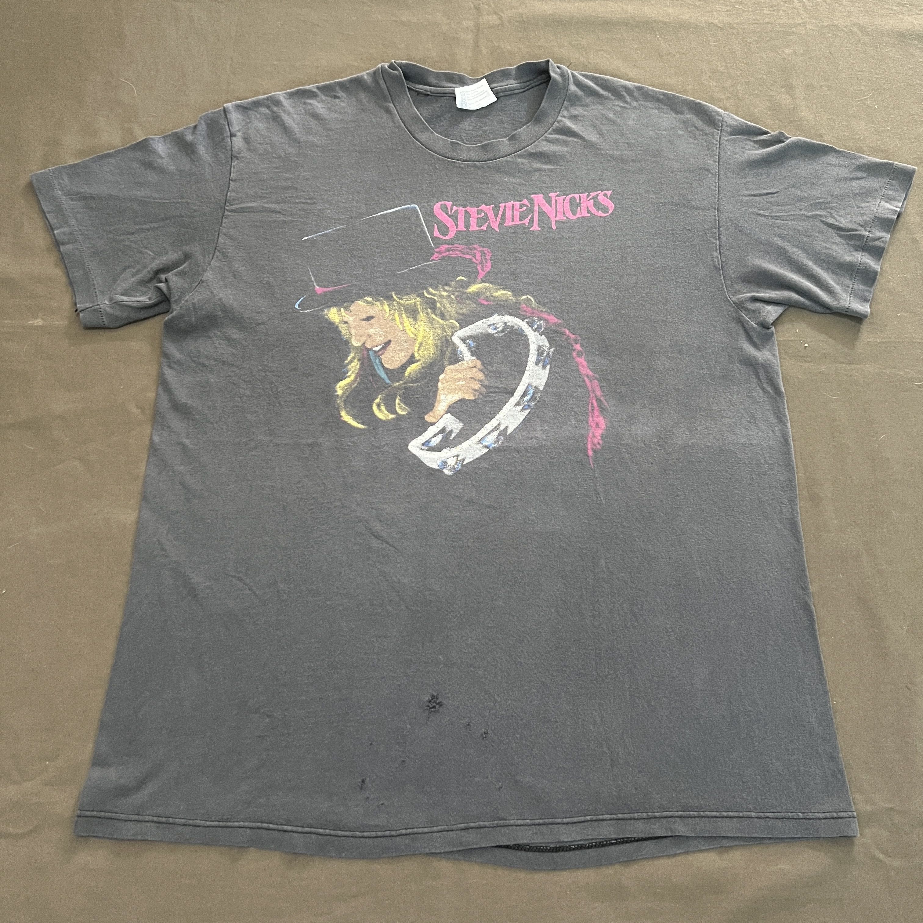 Band Tees Vintage 80s Stevie Nicks Back Fleetwood Mac Promo Tee Faded Size US XL / EU 56 / 4 - 2 Thumbnail