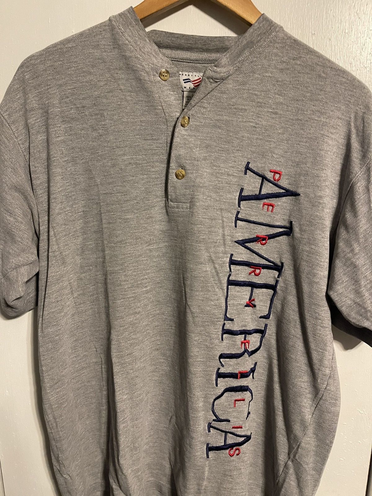 Perry Ellis Vintage Perry Ellis Tee Size US L / EU 52-54 / 3 - 2 Thumbnail