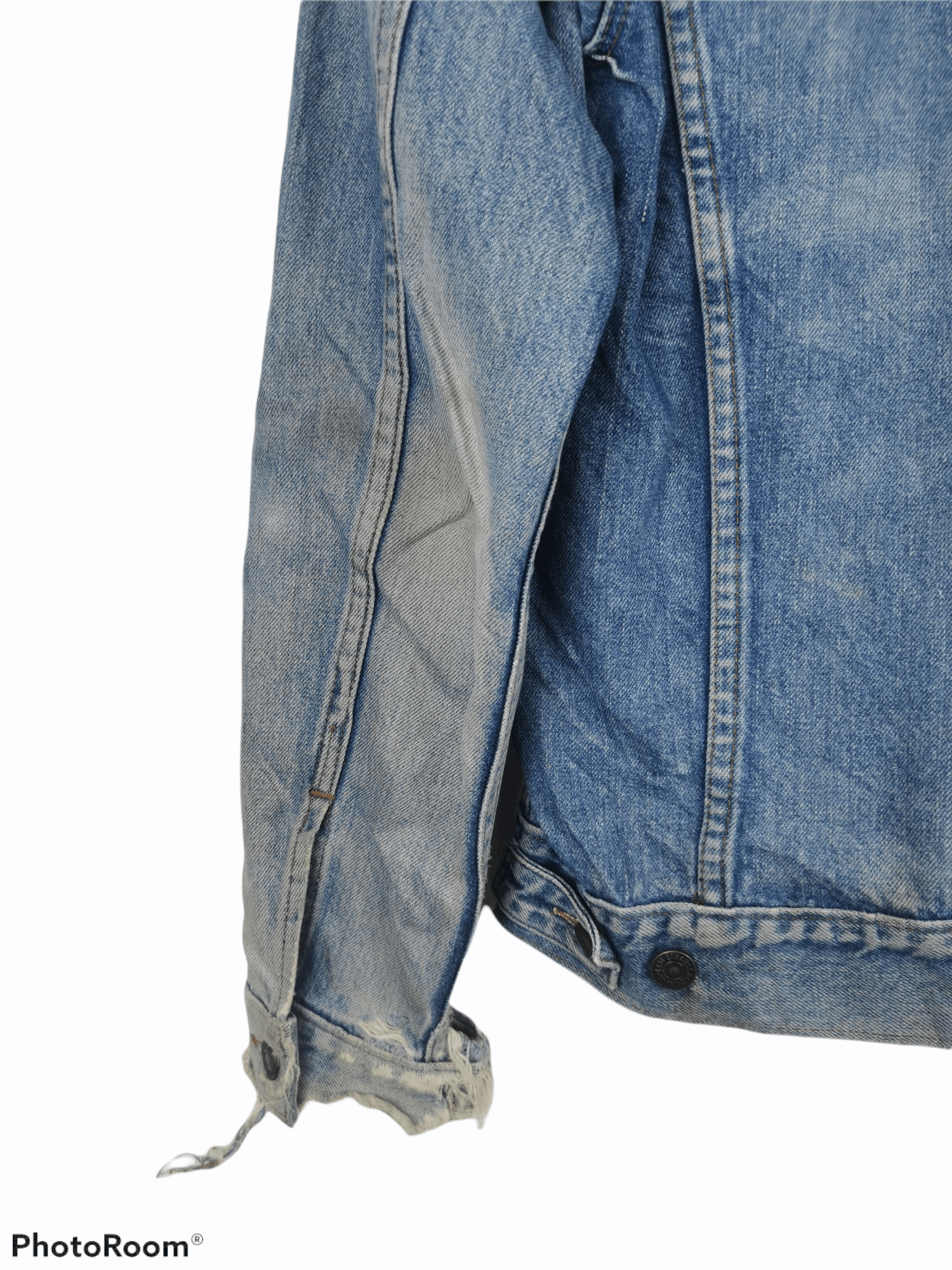 Levi's × Vintage True Vintage Levi's 505 Distressed Denim Trucker Jacket Size US M / EU 48-50 / 2 - 7 Thumbnail