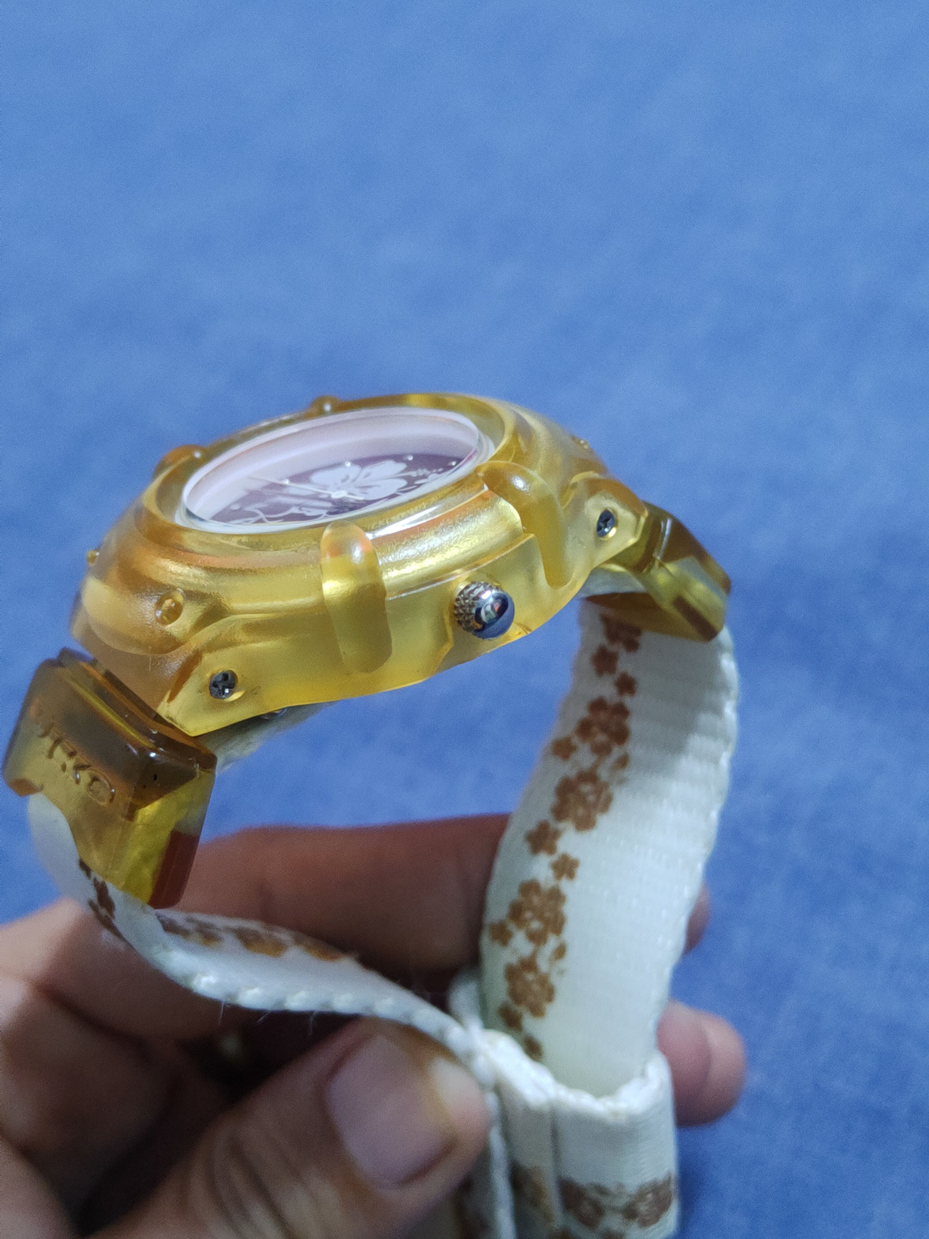 Vintage Piko-Flower Analog Yellow/White surf watch #J053S Size ONE SIZE - 3 Thumbnail