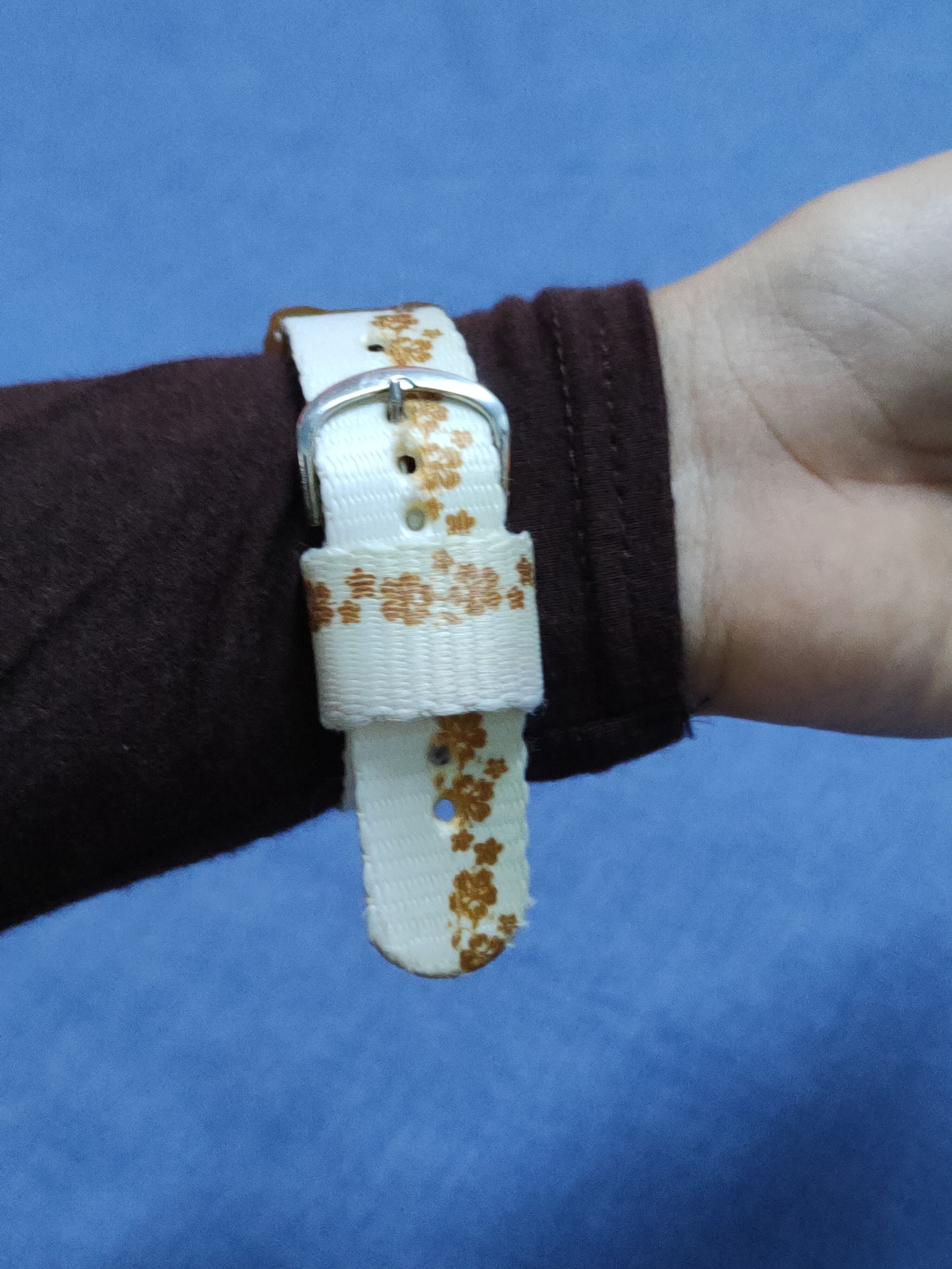 Vintage Piko-Flower Analog Yellow/White surf watch #J053S Size ONE SIZE - 13 Thumbnail