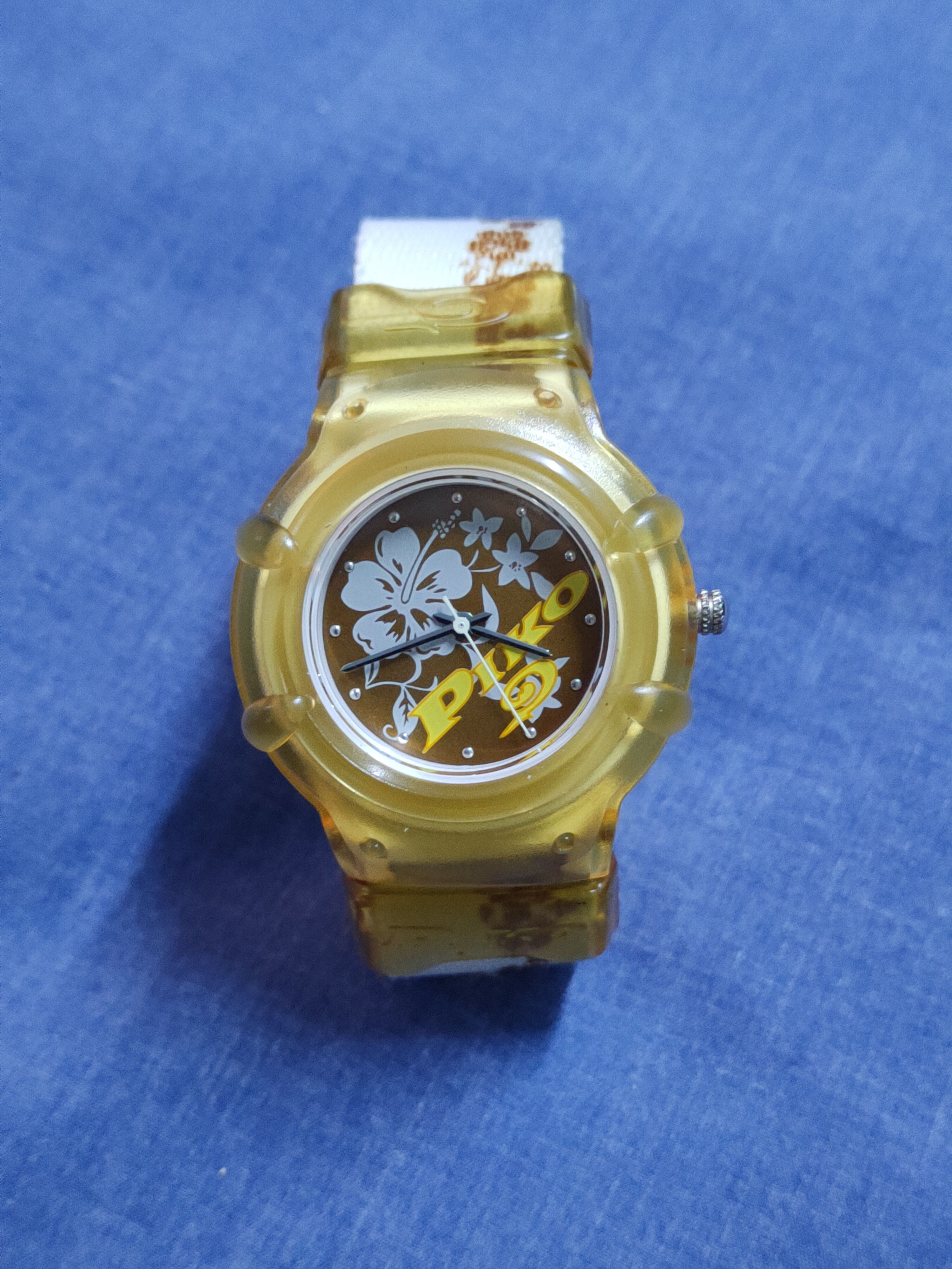 Vintage Piko-Flower Analog Yellow/White surf watch #J053S Size ONE SIZE - 1 Thumbnail