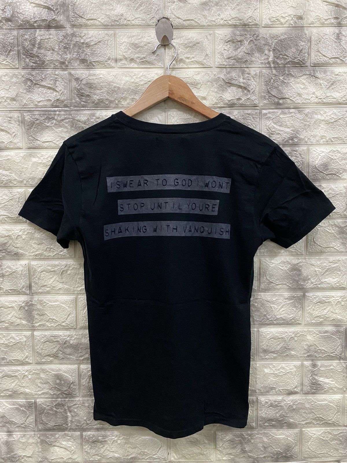 Vanquish Vanquish Black T Shirt Size S / US 4 / IT 40 - 2 Thumbnail