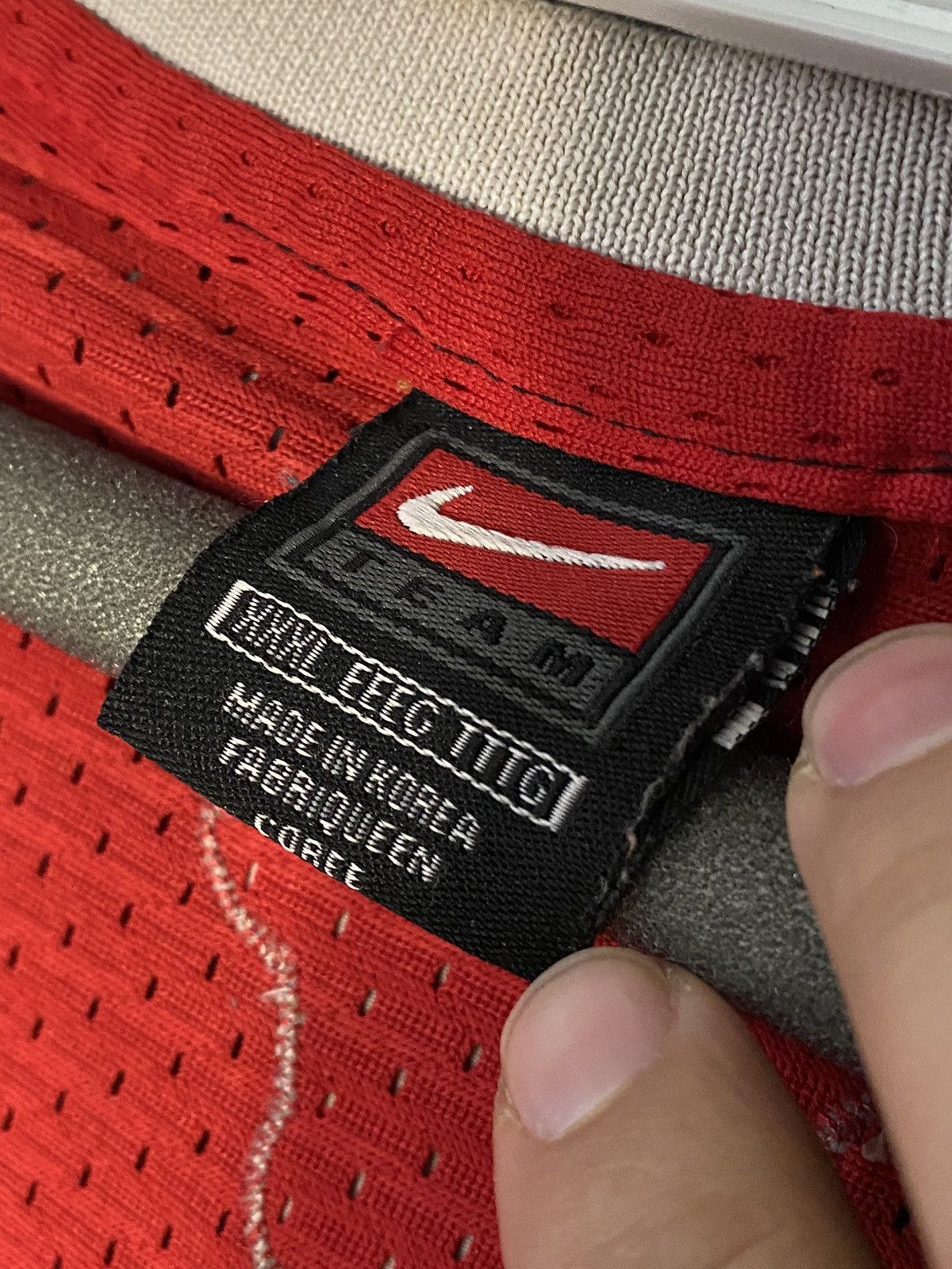 NBA × Nike Vintage Nike Chicago Bulls NBA # 23 Jordan Red Size US XXL / EU 58 / 5 - 3 Thumbnail