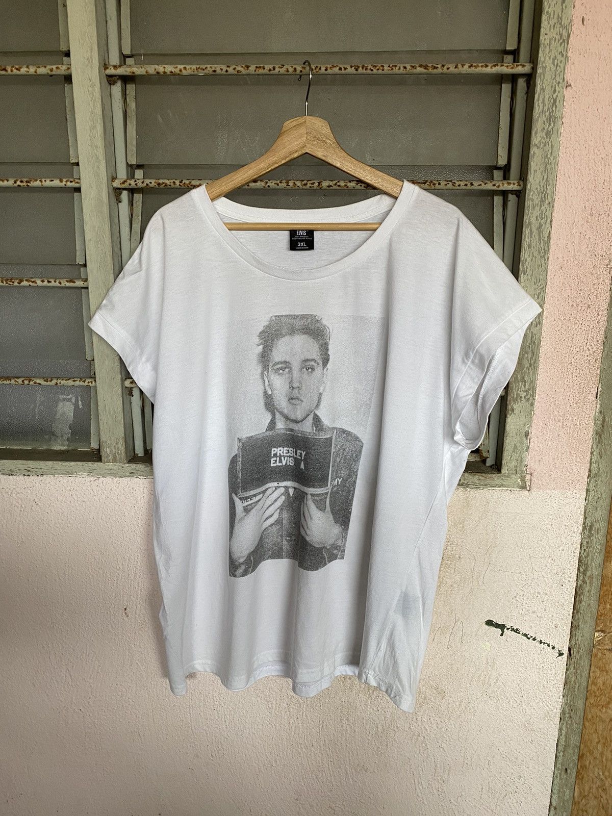 Band Tees Elvis Presley Portrait Tank Top Sleeveless Size US XXL / EU 58 / 5 - 5 Thumbnail