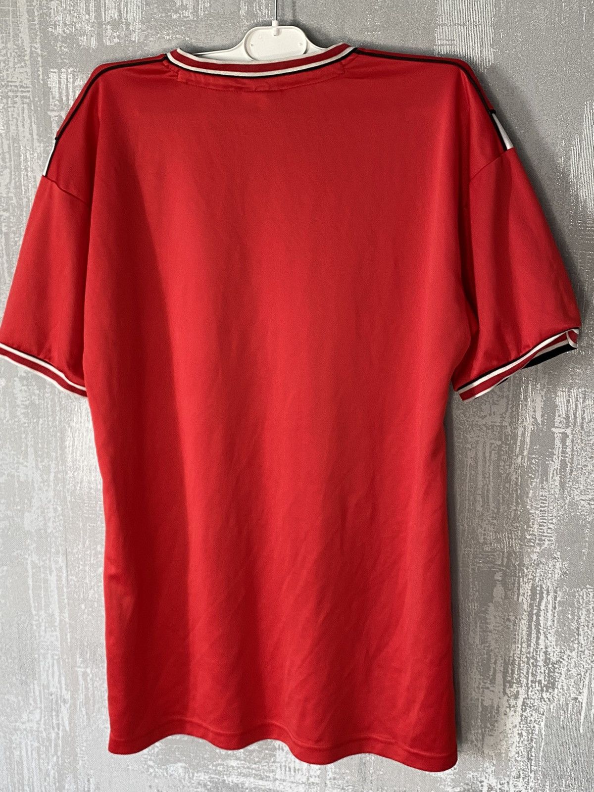 Vintage Vintage Manchester United Soccer Jersey Sharp Score Draw Size US L / EU 52-54 / 3 - 4 Thumbnail