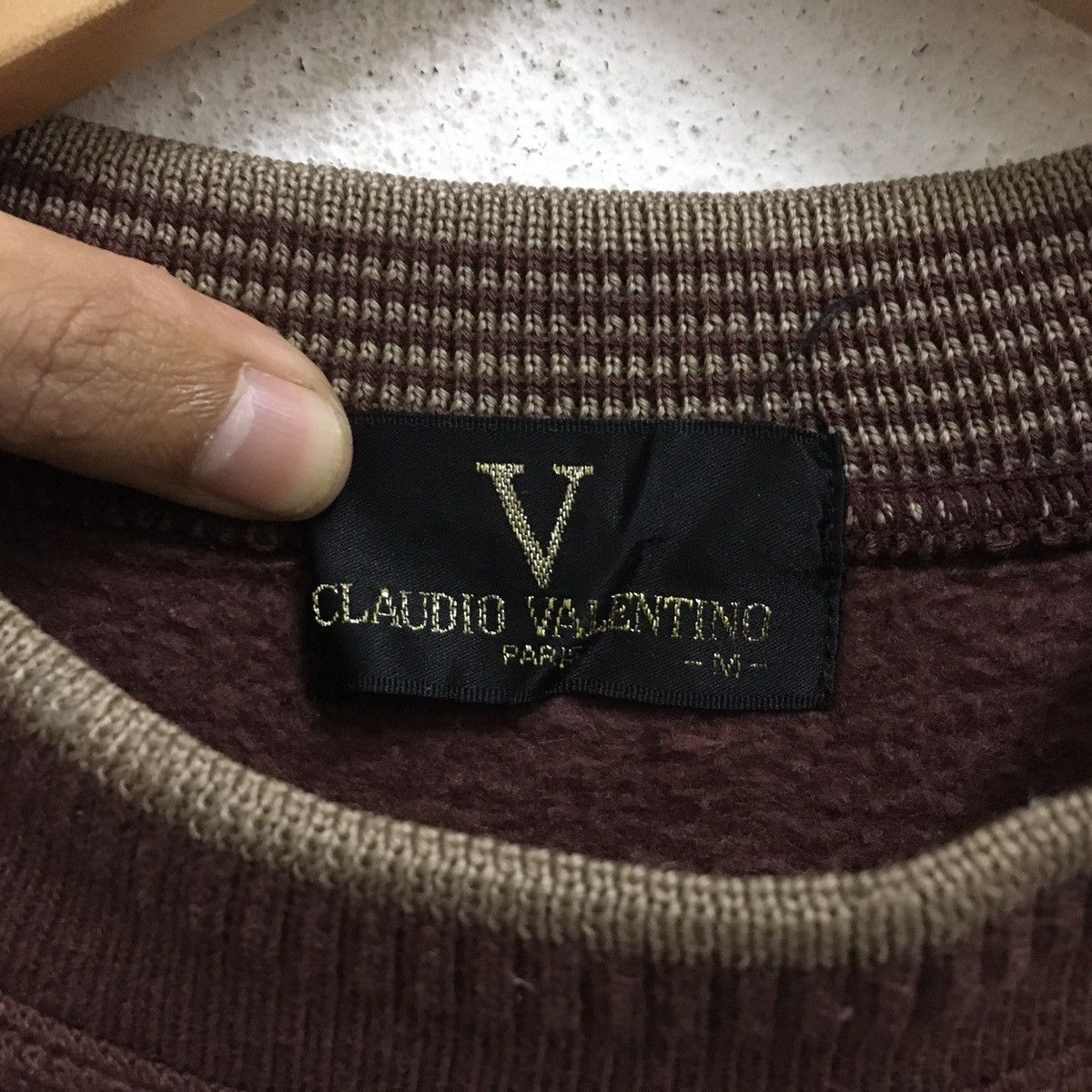 Valentino × Vintage VINTAGE CLAUDIO VALENTINO ITALY BIG LOGO SWEATSHIRT Size US S / EU 44-46 / 1 - 4 Thumbnail