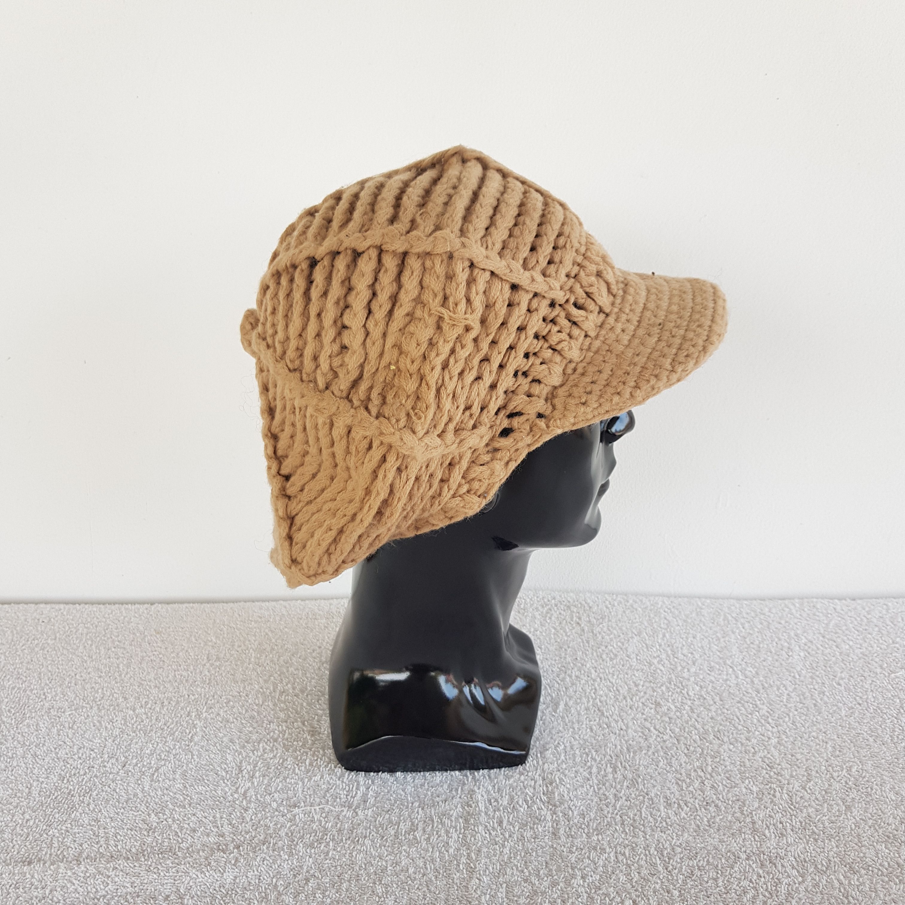 Vintage Unknown Japanese Beanie Snow Cap Knitted Crochet Hats Size ONE SIZE - 3 Thumbnail
