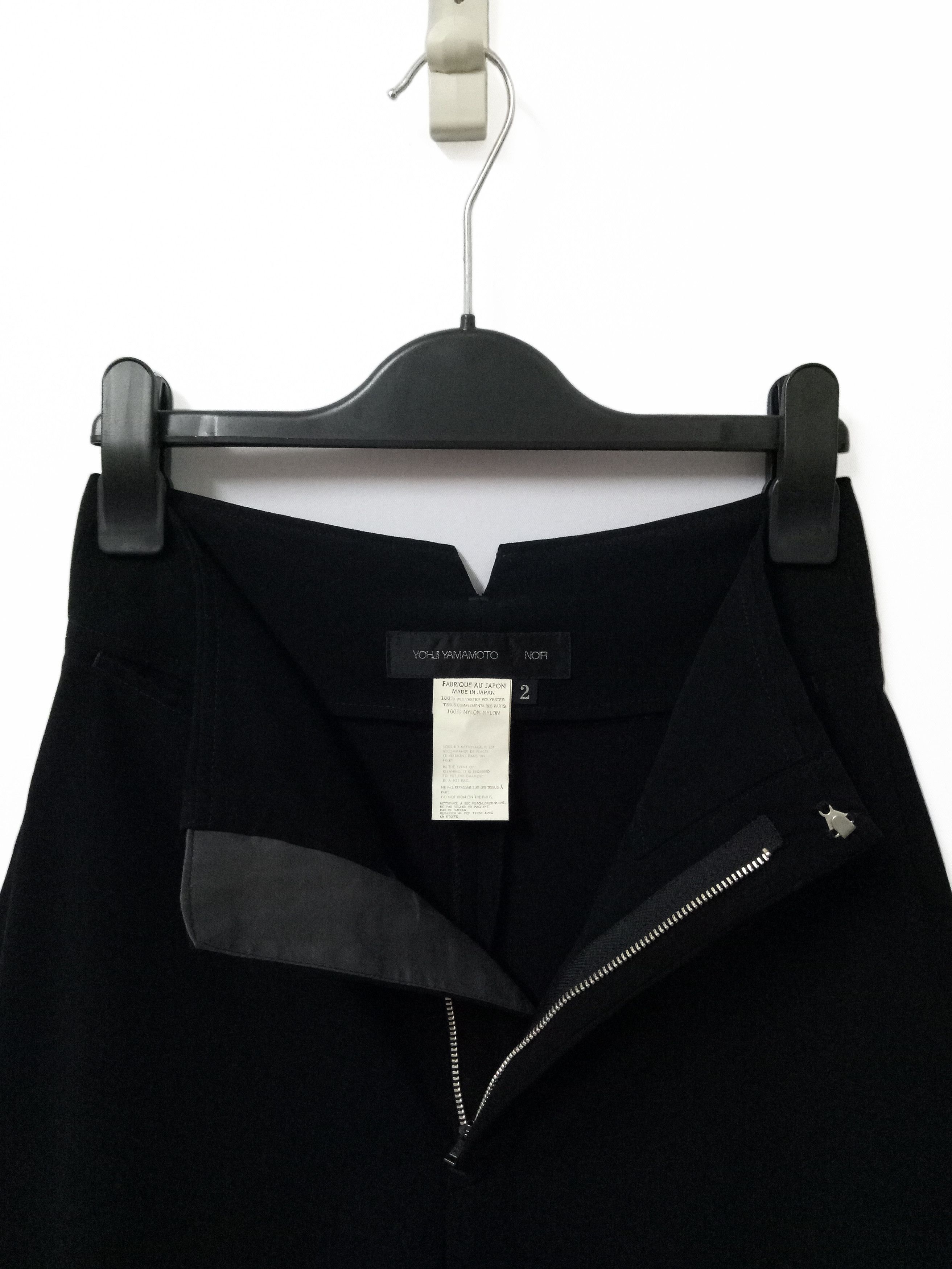 Yohji Yamamoto 🔥🔥🔥Yohji Yamamoto + Noir Black V-Back Pants Rare Design Size US 26 / EU 42 - 2 Thumbnail