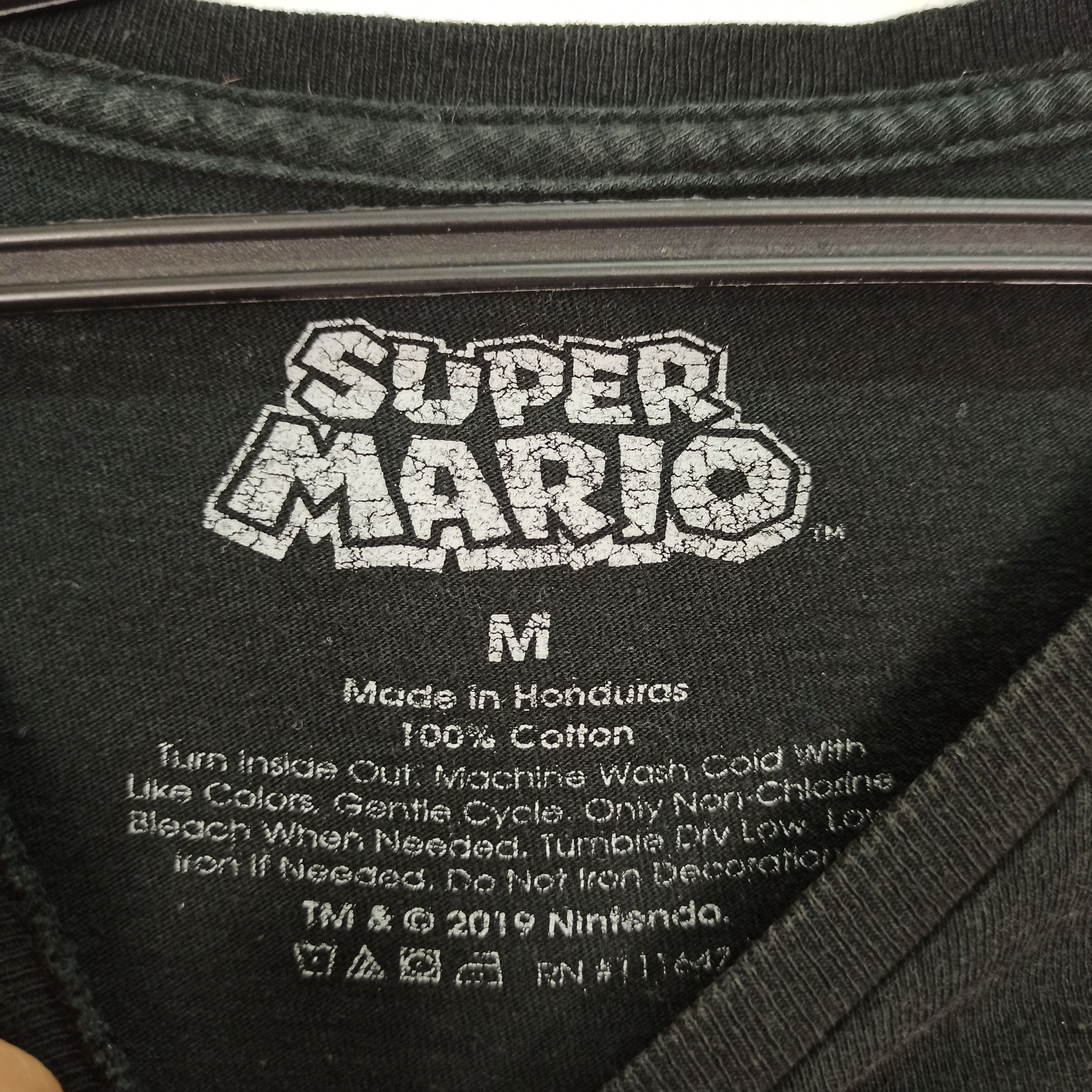 Cartoon Network 🔥Rare🔥 Super Mario Family Photo Promo Tees Size US M / EU 48-50 / 2 - 3 Thumbnail