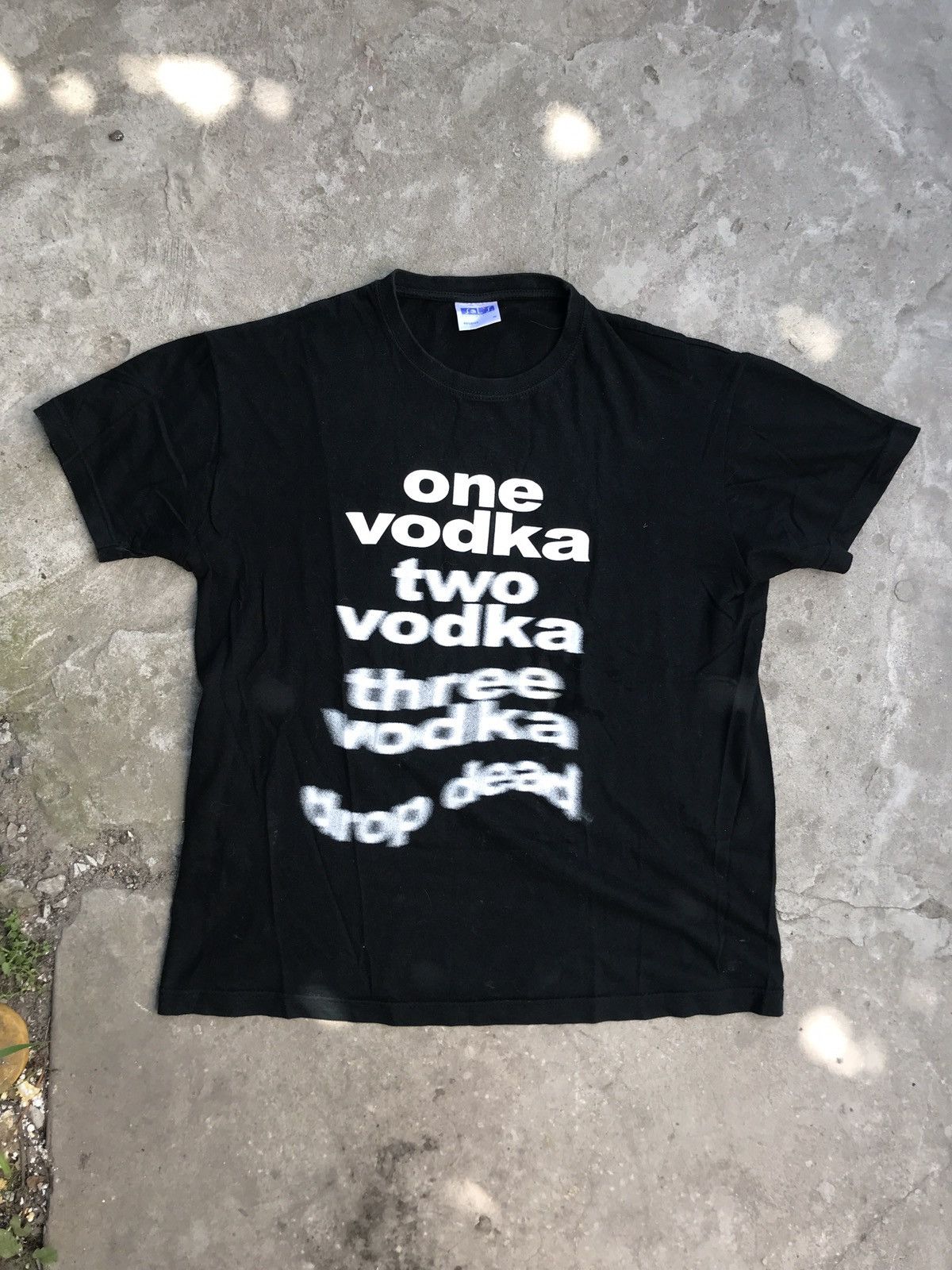 Other Vintage Vodka Humor Avante Garde Black T Shirt Size US M / EU 48-50 / 2 - 1 Thumbnail
