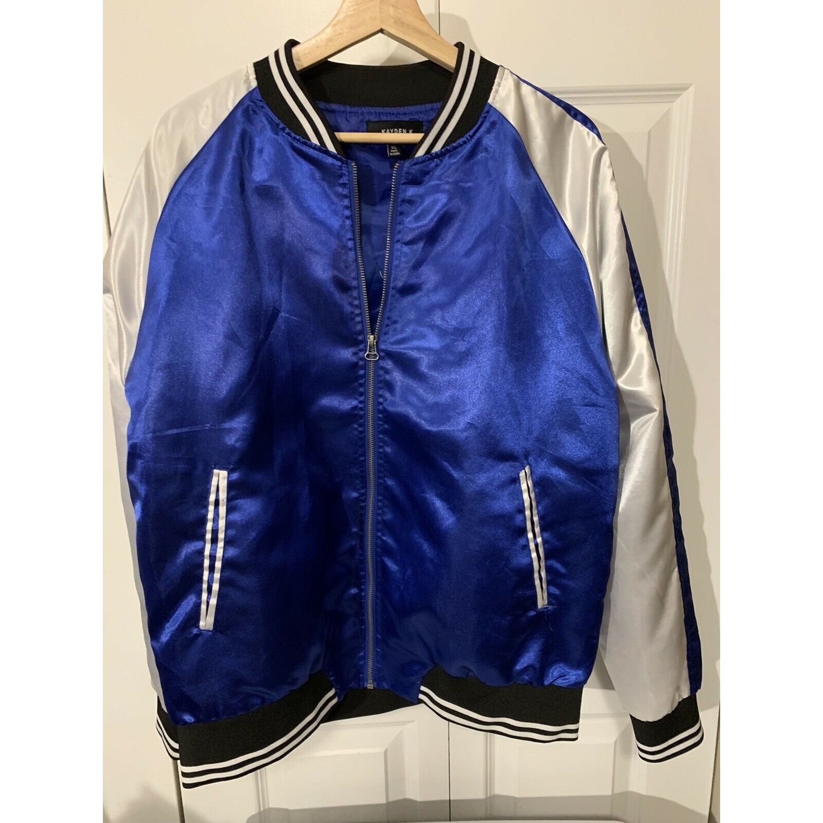 Kayden K Kayden k Koi Fish Baseball Style Jacket Full Zip Blue White Size US XL / EU 56 / 4 - 3 Thumbnail