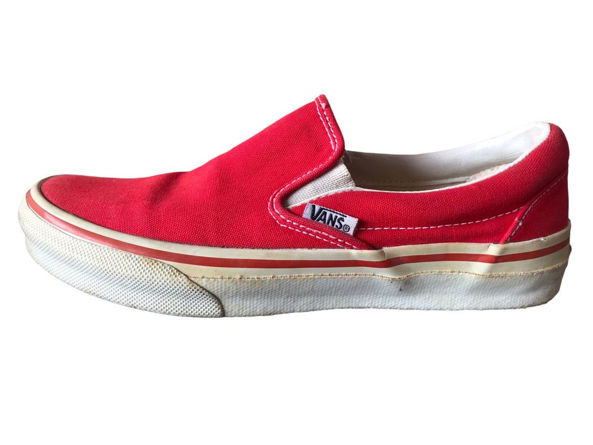 Vans Vans Canvas Red Slip-on Sneakers Size US 7.5 / EU 40-41 - 3 Thumbnail