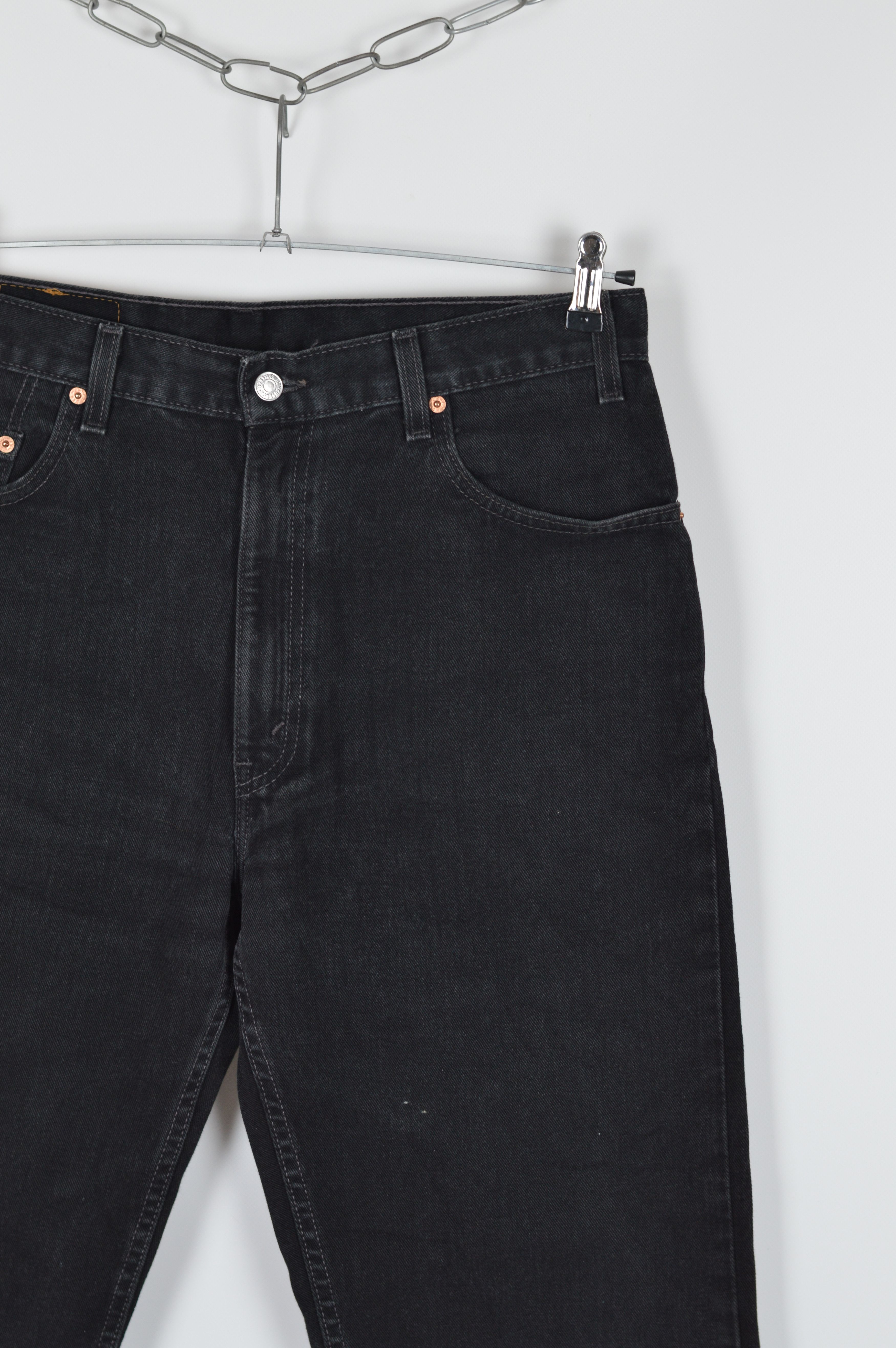 Levi's Vintage Clothing × Vintage Vintage Levi's 505 Made In USA Black Distressed Denim Pant Size US 36 / EU 52 - 4 Thumbnail