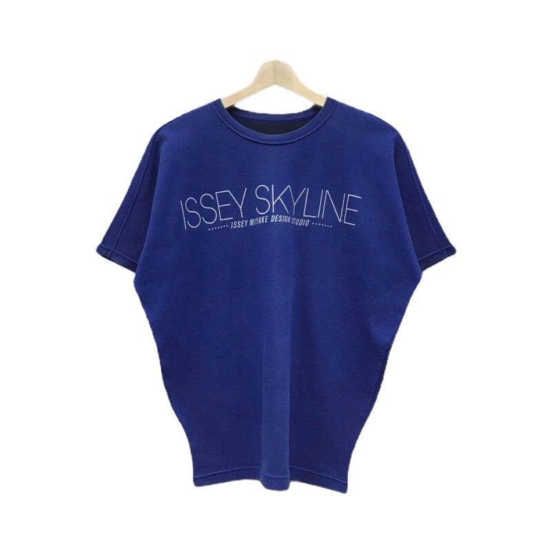 image of Issey Skyline By Issey Miyake Design Riversible Tee in Blue, Men's (Size Large)