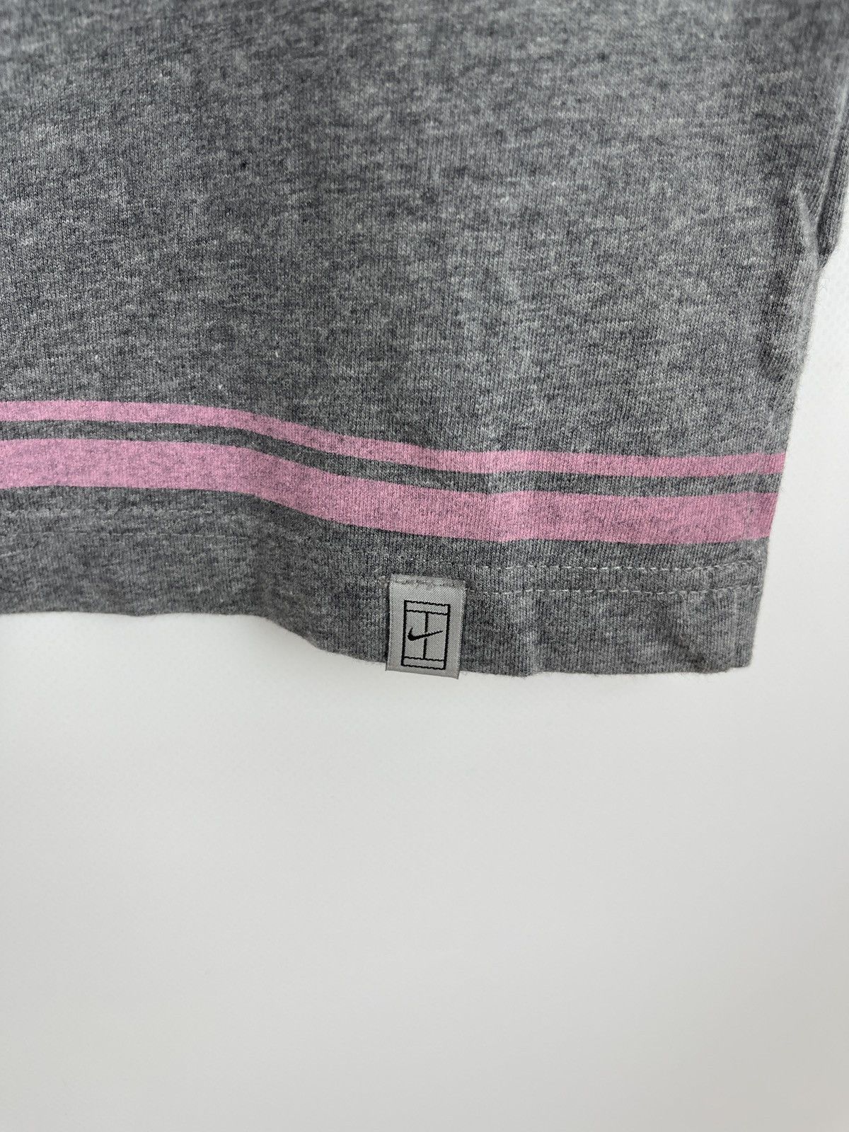 Nike Nike vintage y2k grey striped pink blue tennis court polo Size US M / EU 48-50 / 2 - 7 Thumbnail