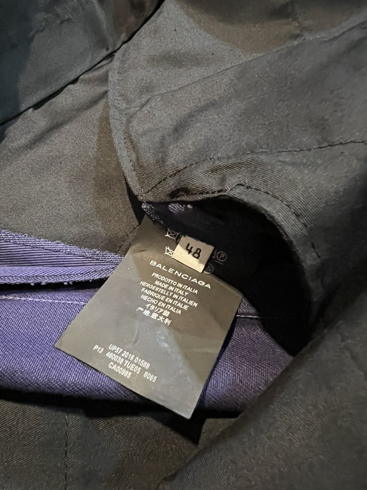 Balenciaga BALENCIAGA SS17 CROPPED PURPLE PANTS Size US 33 - 4 Thumbnail