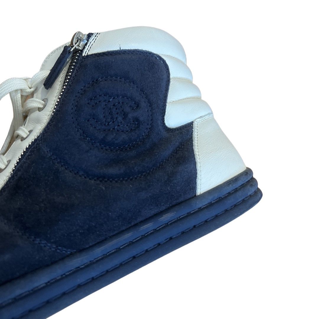 Chanel CHANEL HIGHTOP SNEAKERS Size US 12 / EU 45 - 3 Thumbnail