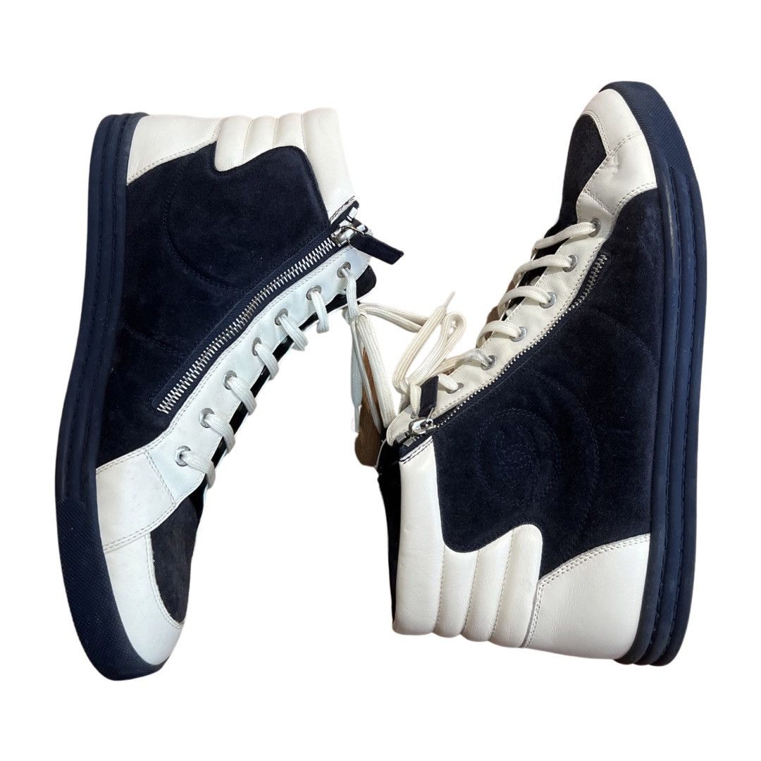 Chanel CHANEL HIGHTOP SNEAKERS Size US 12 / EU 45 - 5 Thumbnail