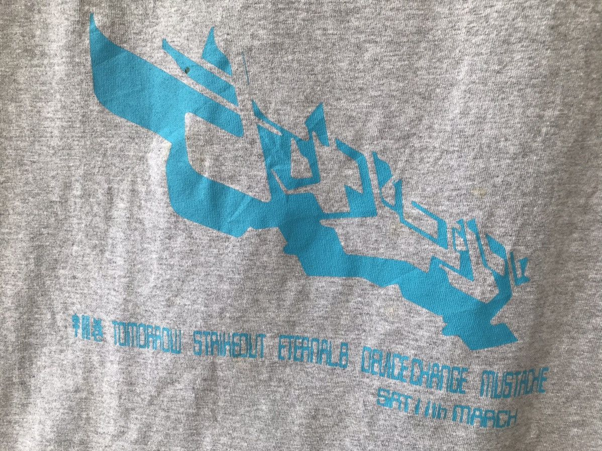 Vintage Vintage 90s Art Tee By Anvil Fabric Made in USA Size US L / EU 52-54 / 3 - 3 Thumbnail