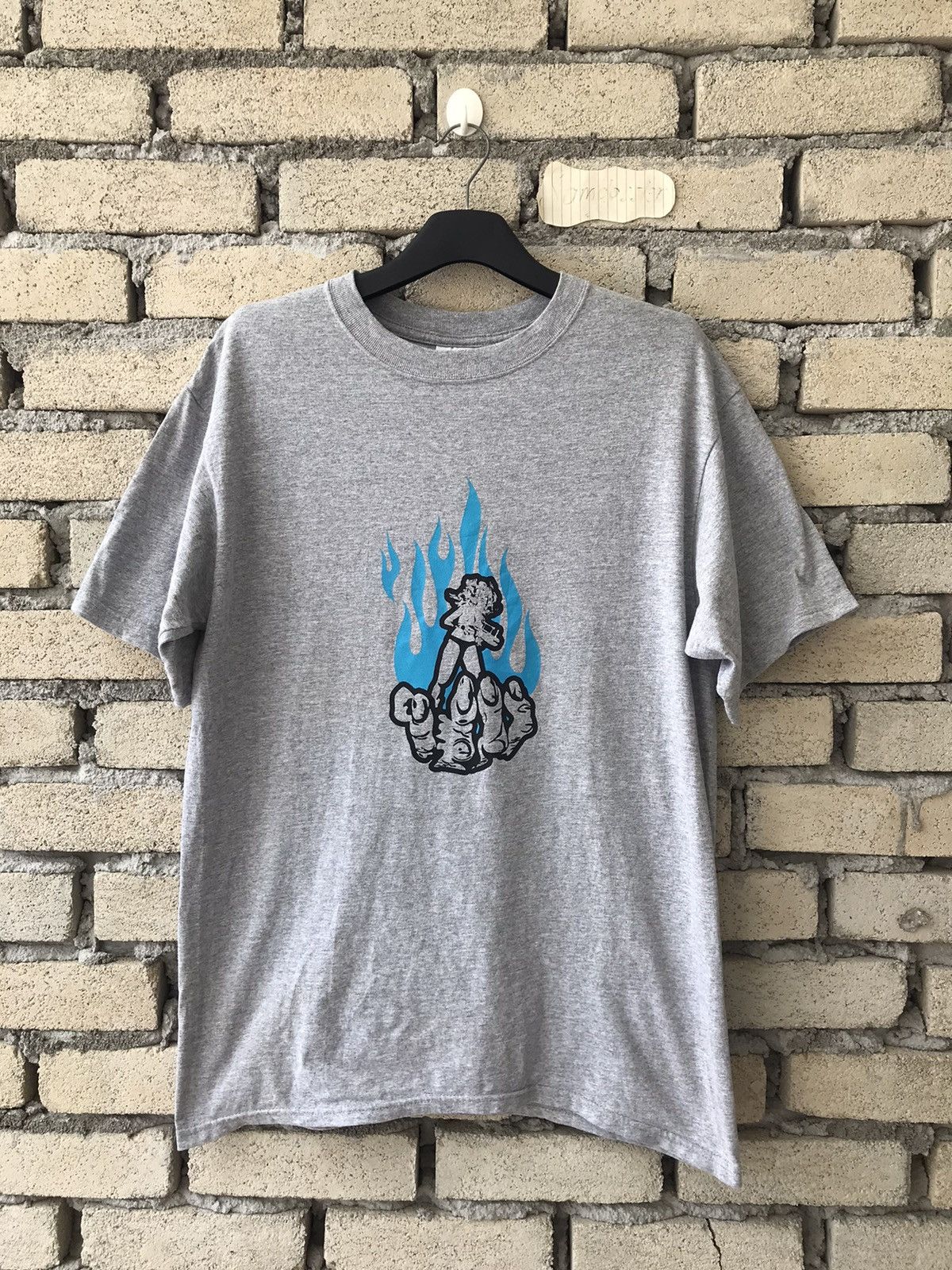 Vintage Vintage 90s Art Tee By Anvil Fabric Made in USA Size US L / EU 52-54 / 3 - 1 Thumbnail