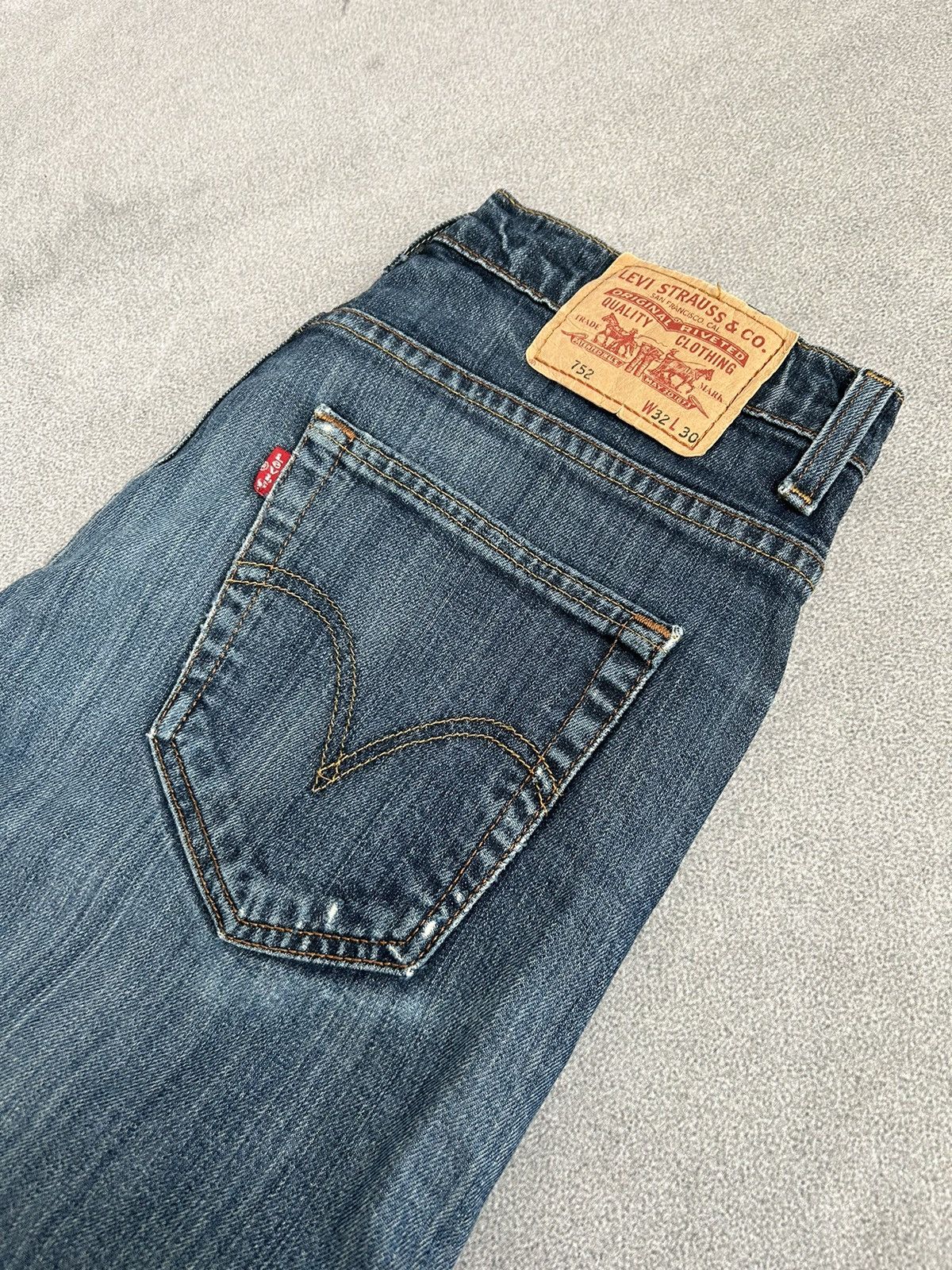Levi's Levi’s Vintage 752 32x30 Distressed Denim Pants Avant Garde Size US 32 / EU 48 - 5 Thumbnail