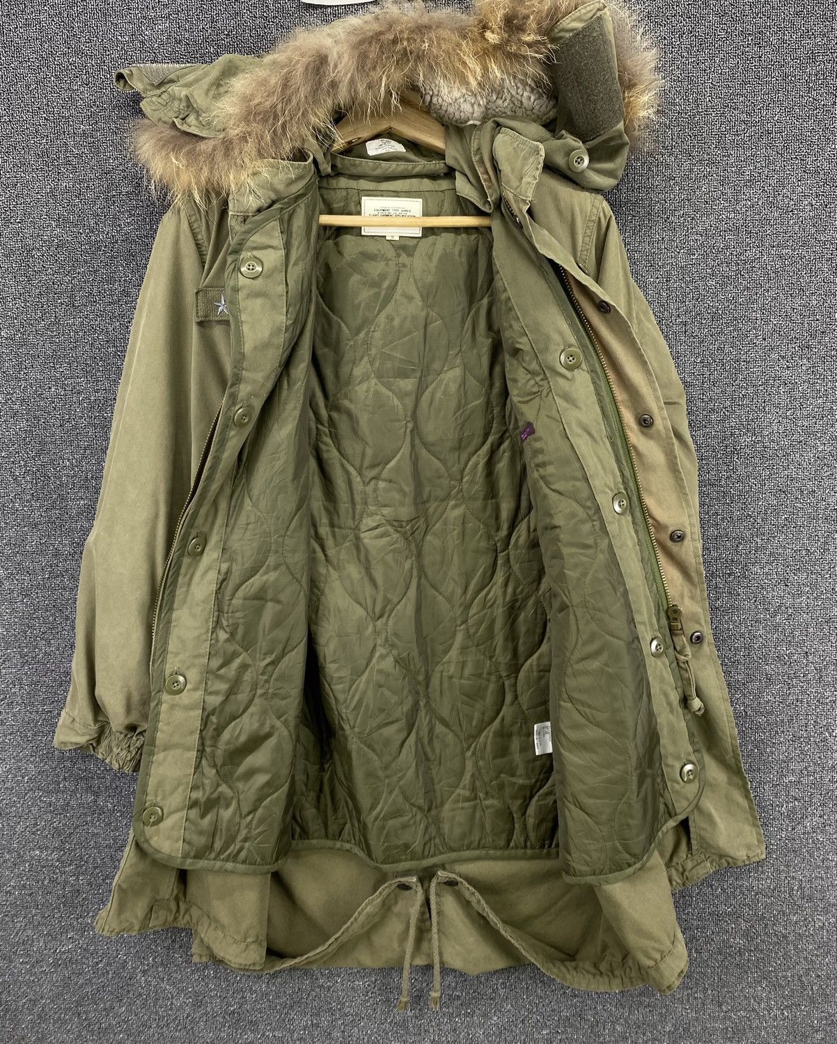 Avirex Vintage Avirex X earth music Military Fur Parka Long Jacket Size US S / EU 44-46 / 1 - 5 Thumbnail