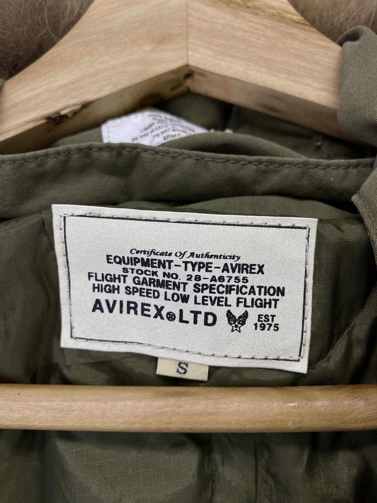 Avirex Vintage Avirex X earth music Military Fur Parka Long Jacket Size US S / EU 44-46 / 1 - 6 Thumbnail