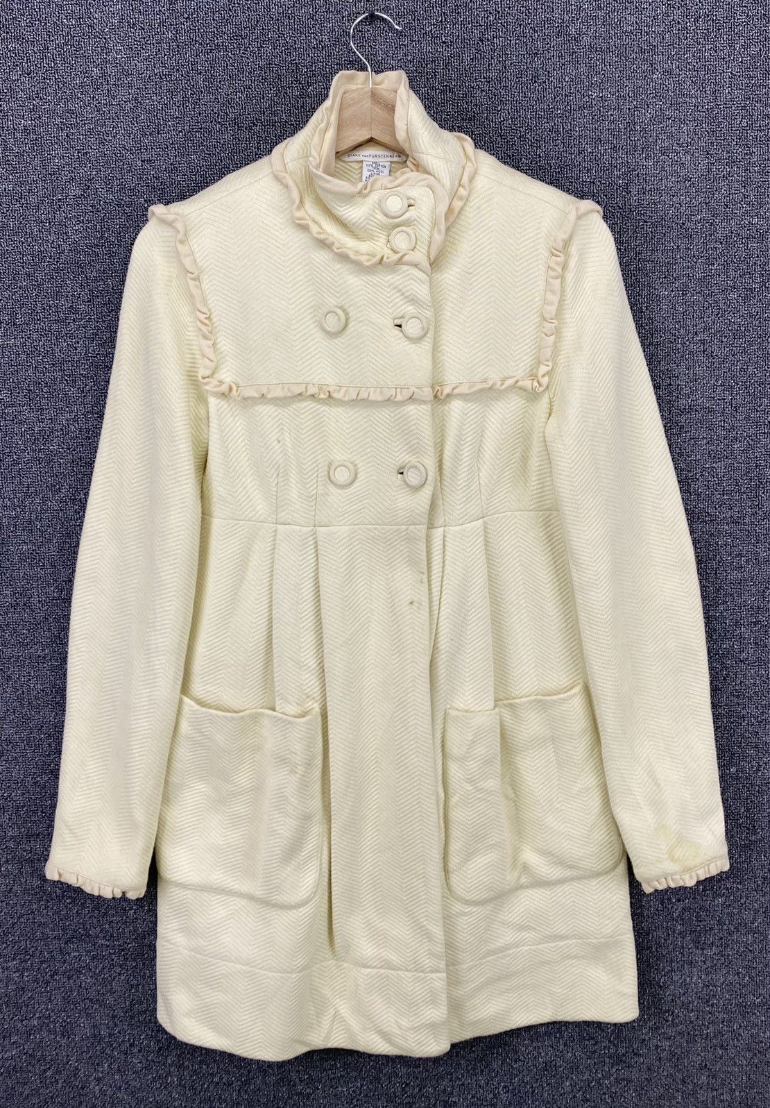 Diane von Furstenberg Vintage Diane von Furstenberg Coats Jacket Size S / US 4 / IT 40 - 1 Thumbnail