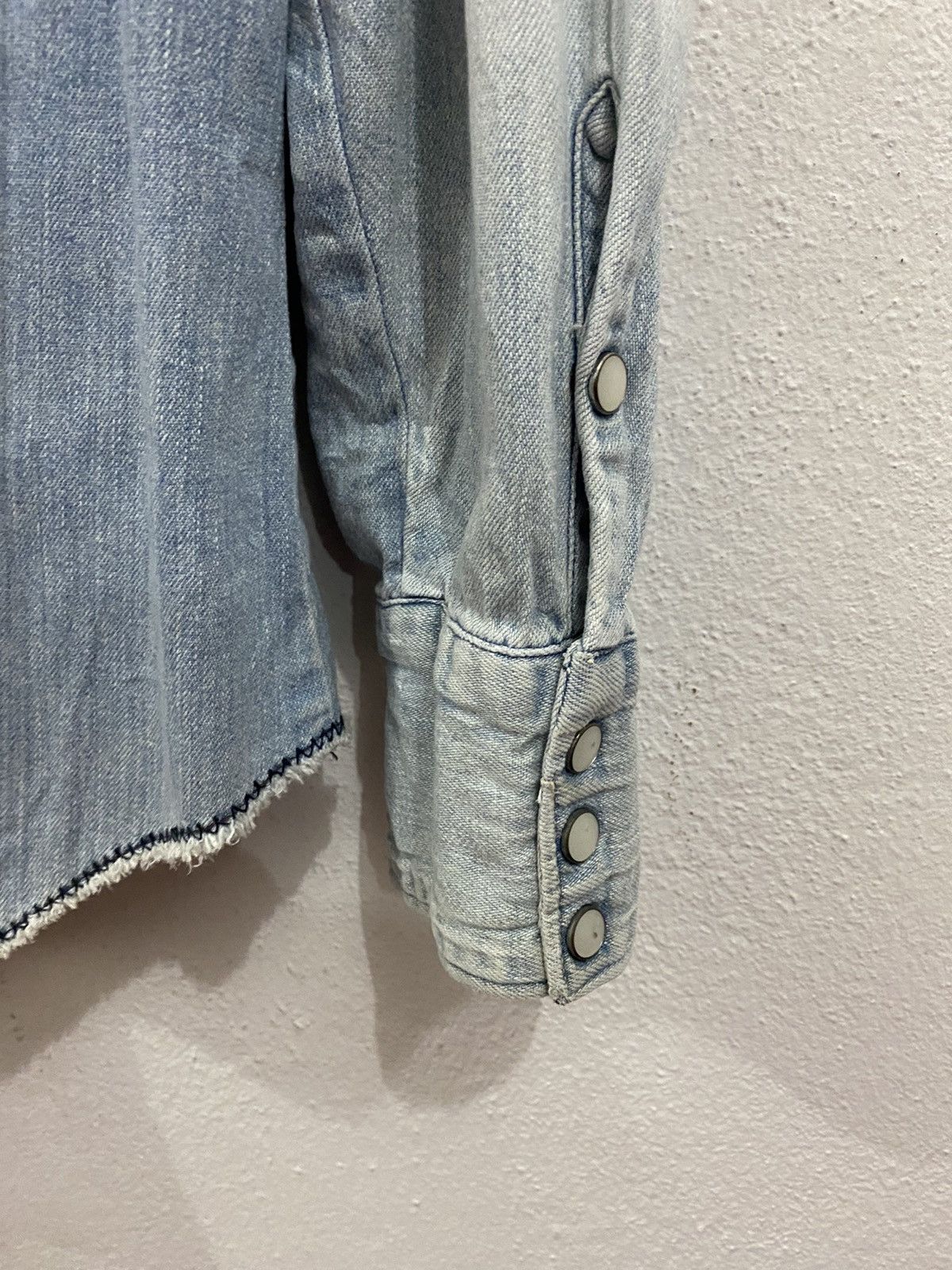 Blue Blue Japan × Designer × Vintage BLUE BLUE JAPAN DISTRESS DENIM JACKET Size US L / EU 52-54 / 3 - 11 Thumbnail