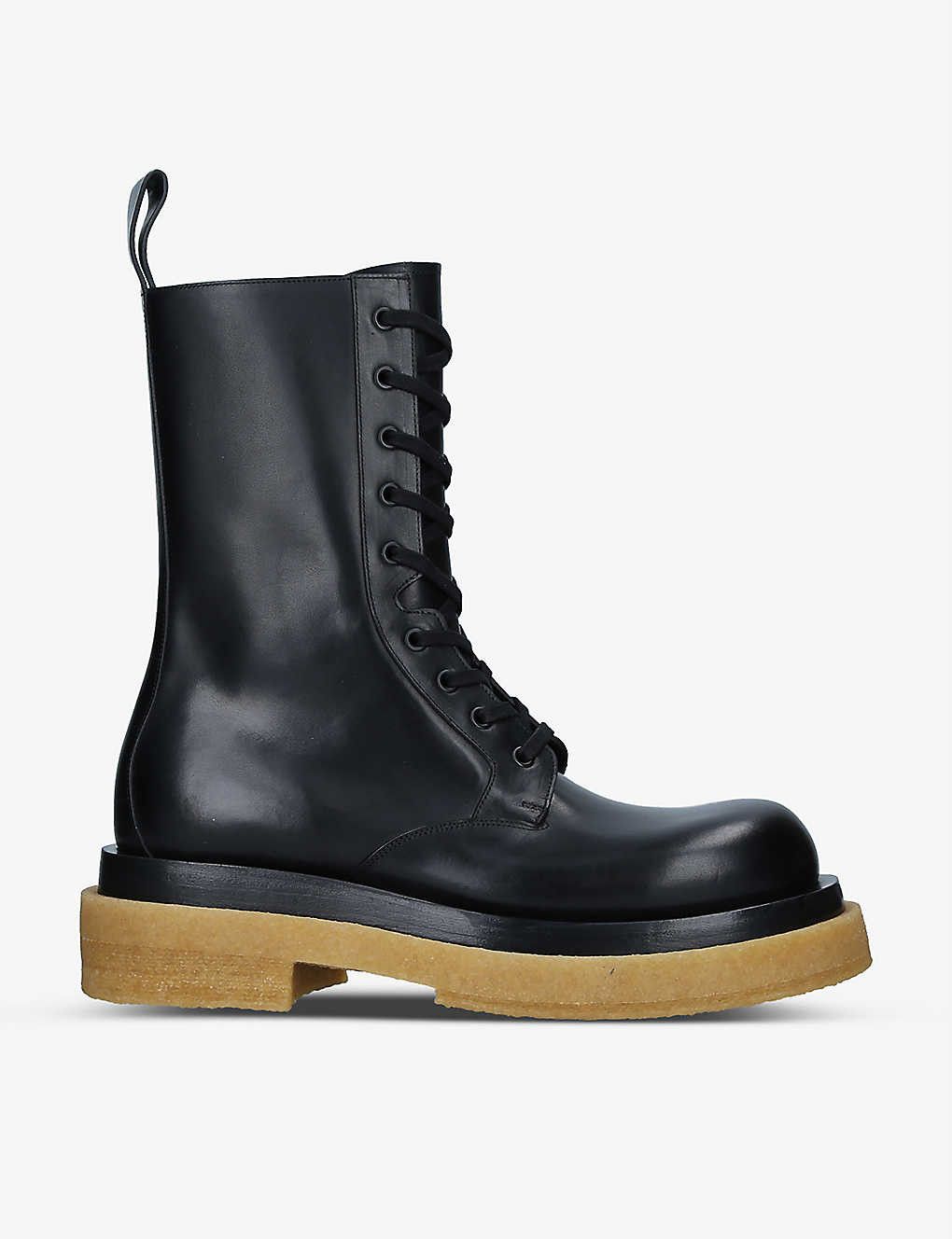 o1loc1c0623 Boots in Black