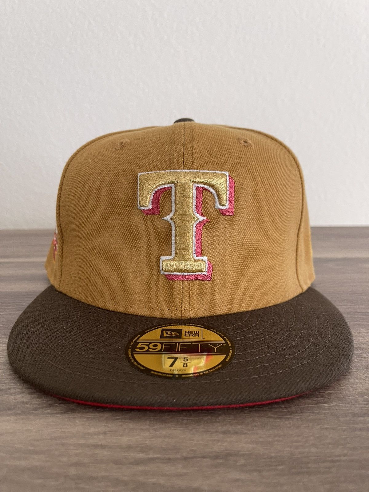 MLB Topperz Texas Rangers Golden Glove Edition - Size 7 5/8 Size ONE SIZE - 1 Thumbnail